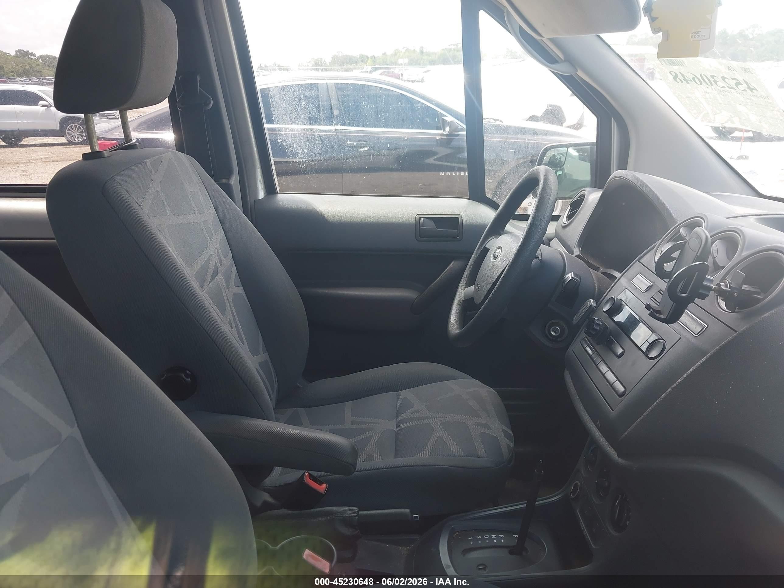 2013 Ford Transit Connect Xl Серебряный vin: NM0LS6AN3DT142526