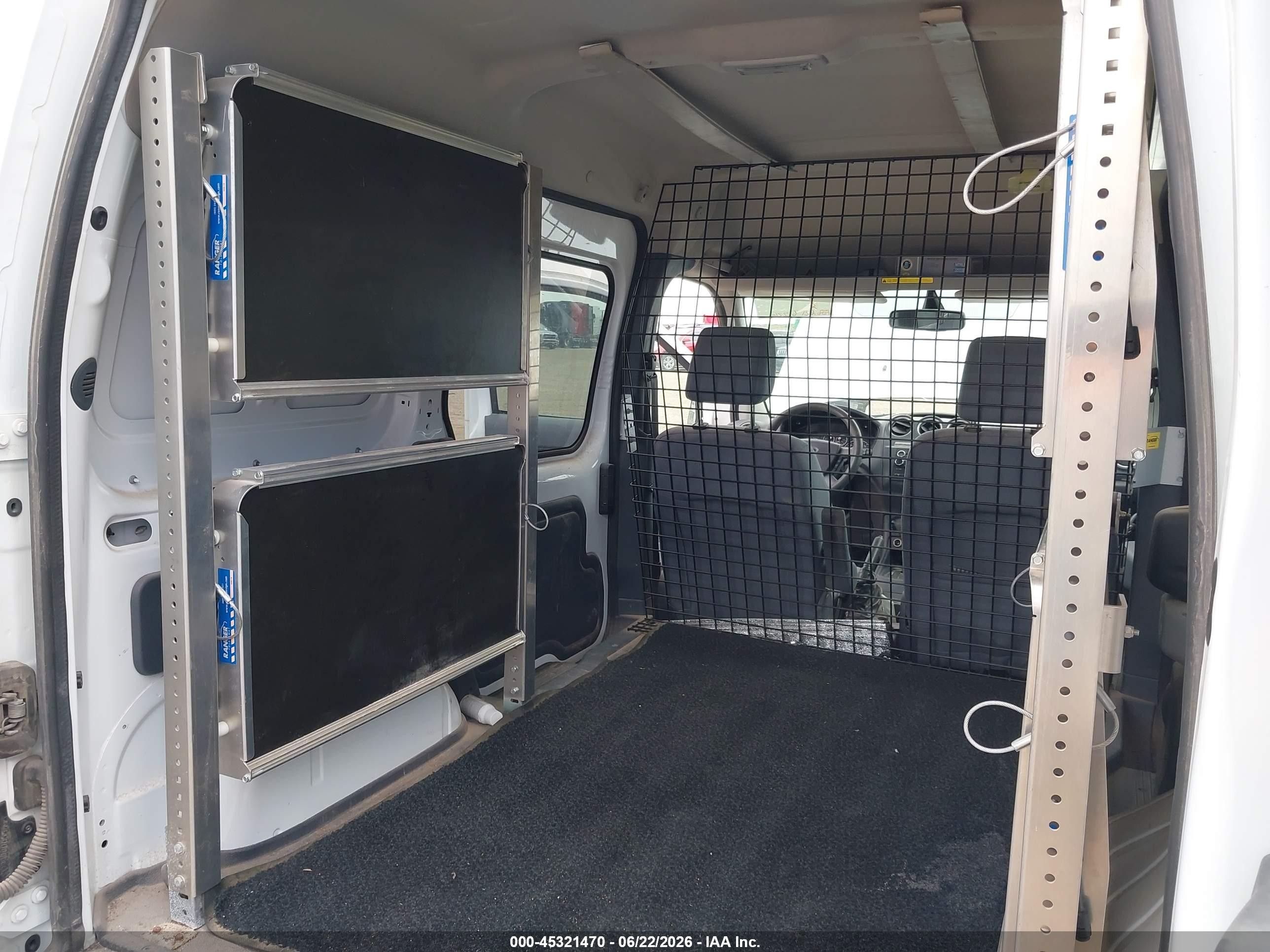 2013 Ford Transit Connect Xlt White vin: NM0LS6BN0DT134639