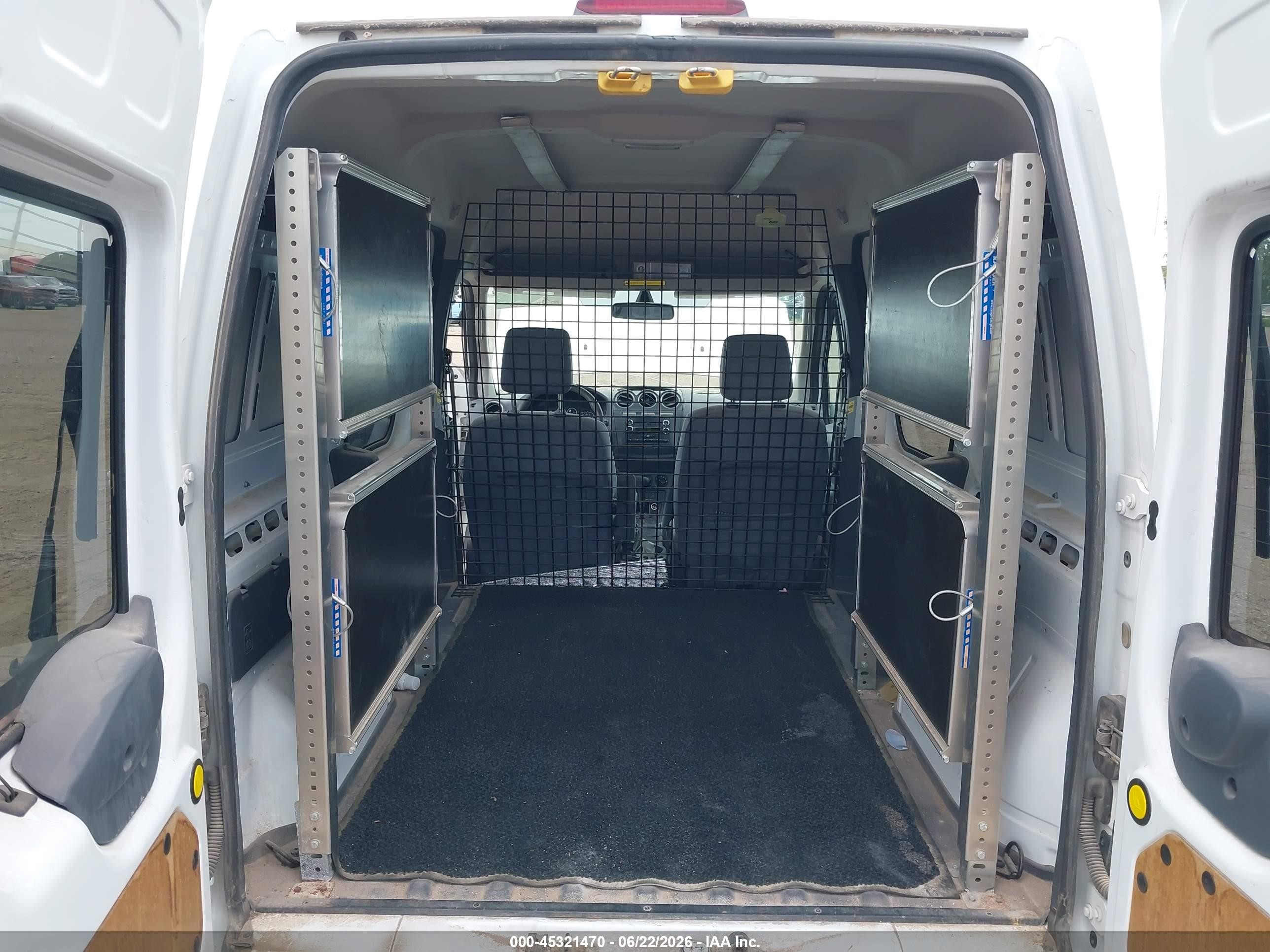 2013 Ford Transit Connect Xlt White vin: NM0LS6BN0DT134639