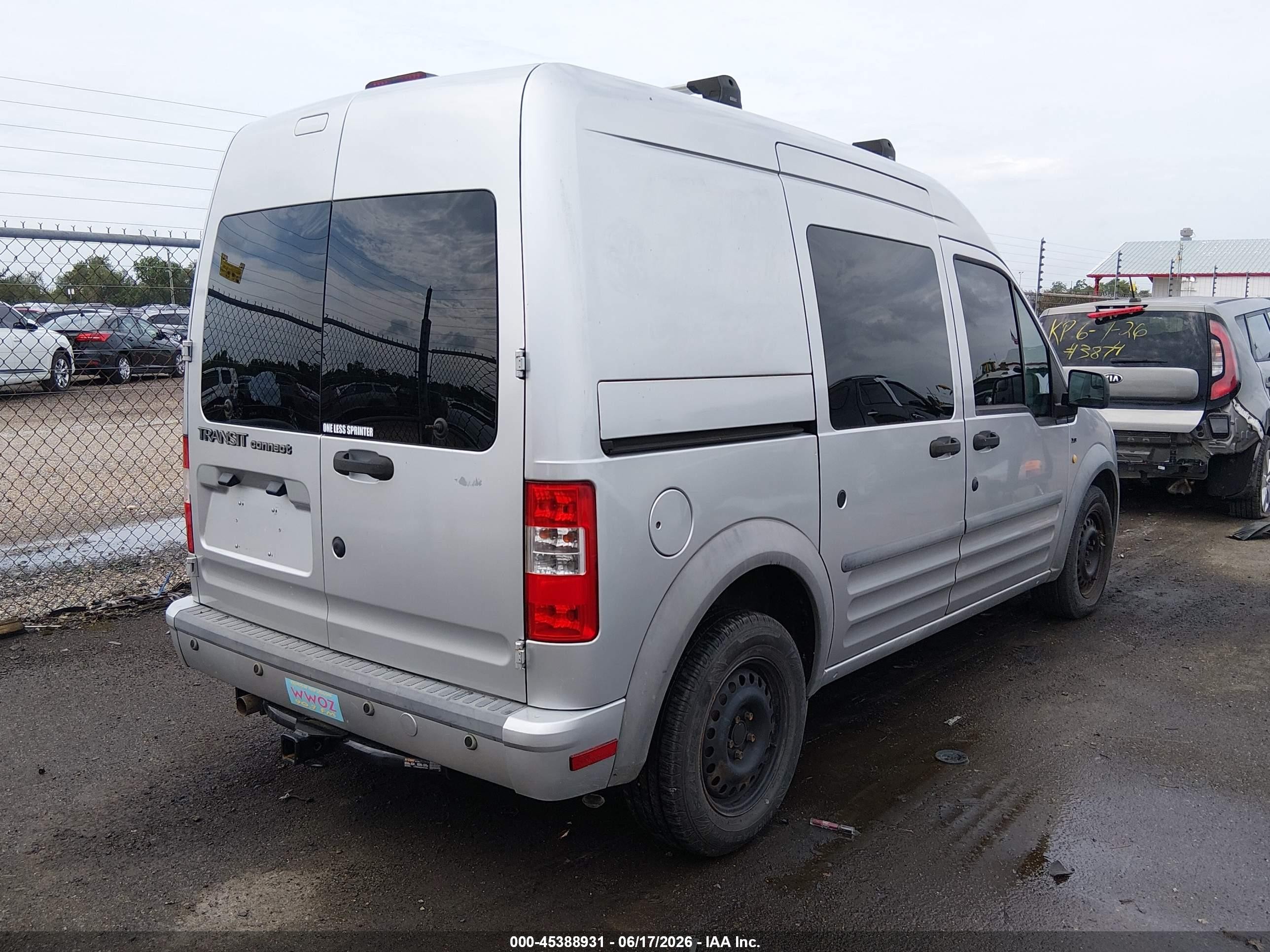 2011 Ford Transit Connect Xlt Серебряный vin: NM0LS6BN4BT070294