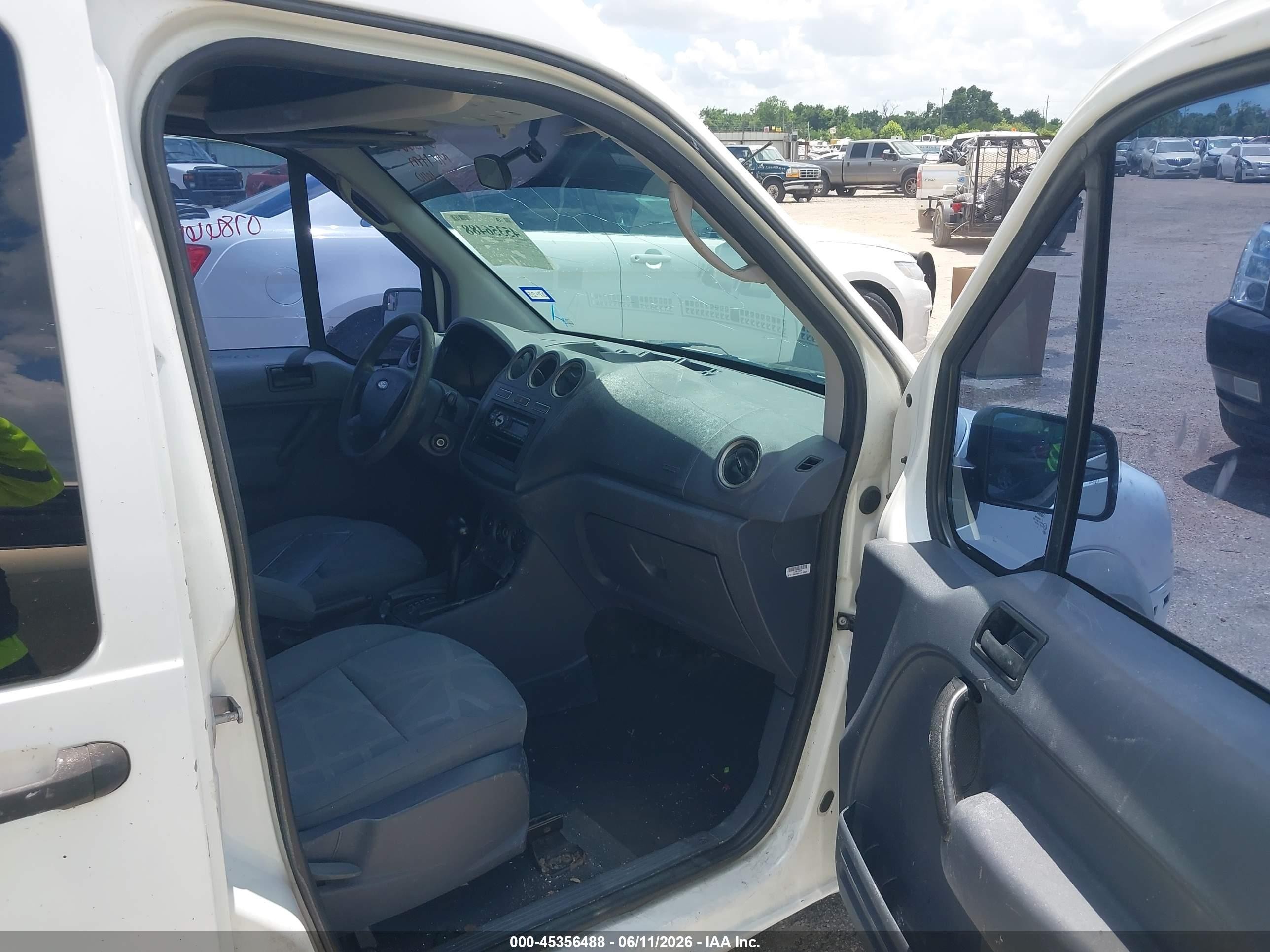 2012 Ford Transit Connect Xlt White vin: NM0LS6BN8CT078660