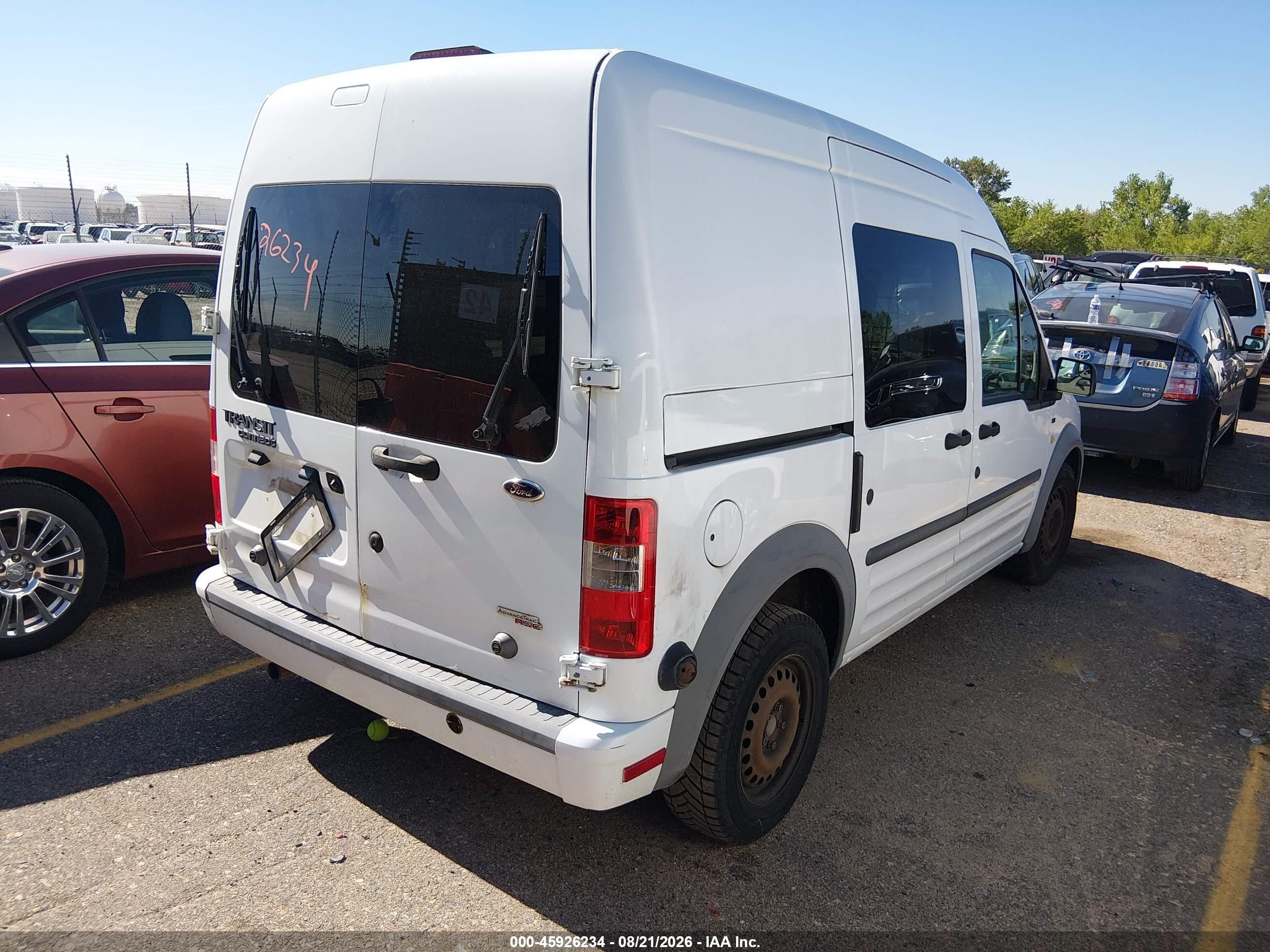 2013 Ford Transit Connect Xlt Белый vin: NM0LS6BN8DT167677