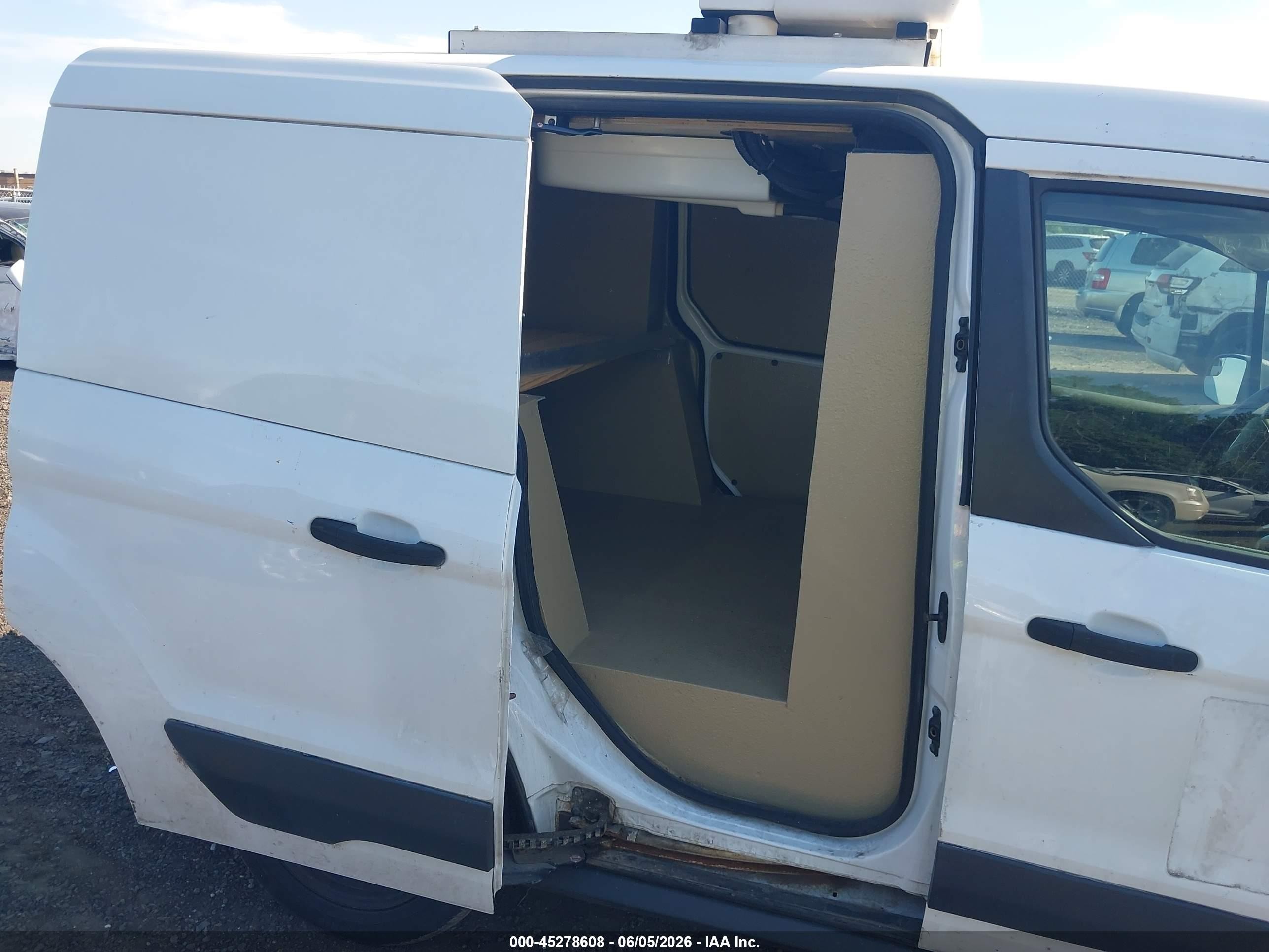 2015 Ford Transit Connect Xl White vin: NM0LS6E77F1187902