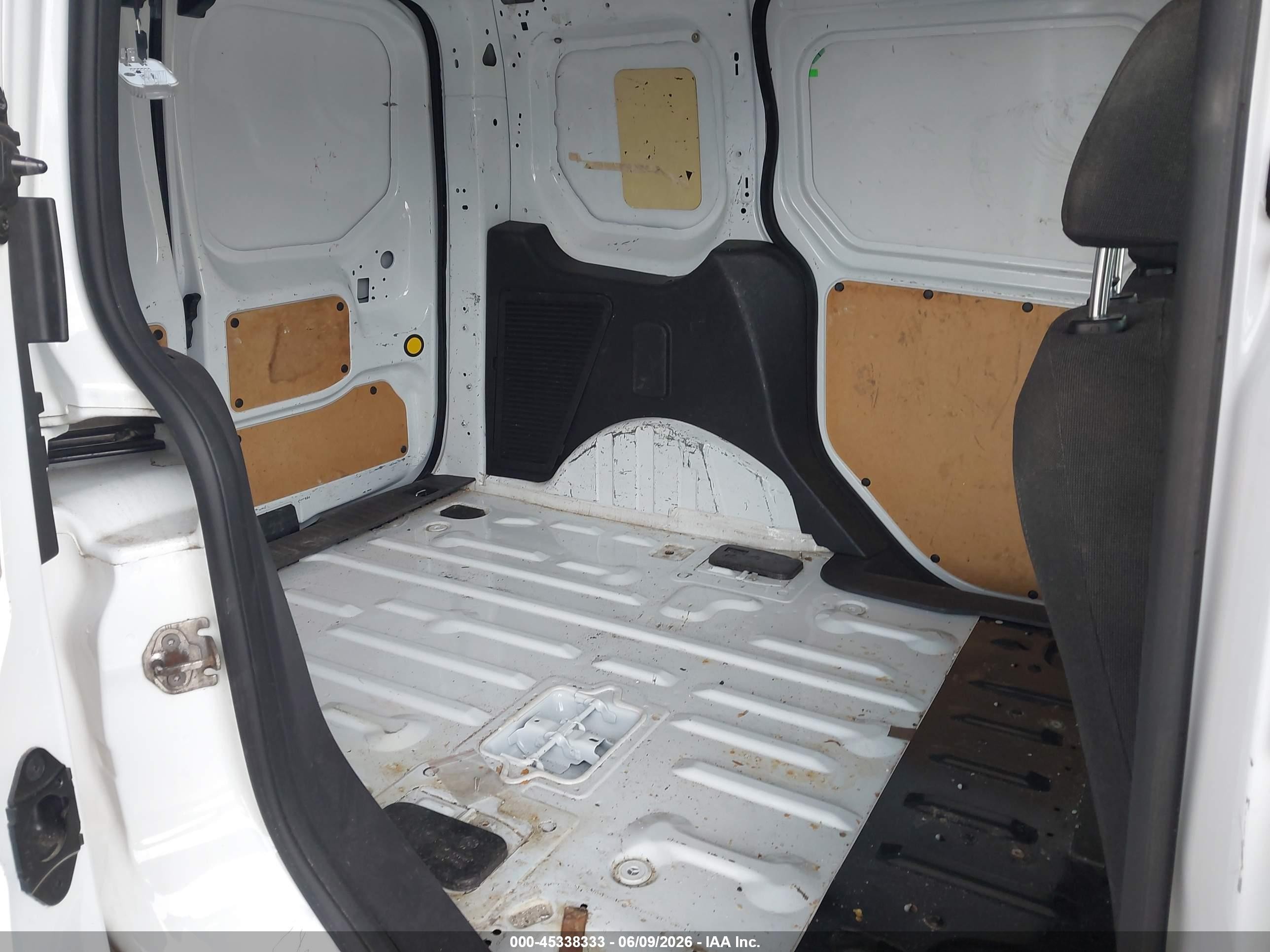 2015 Ford Transit Connect Xl Белый vin: NM0LS6E77F1209865