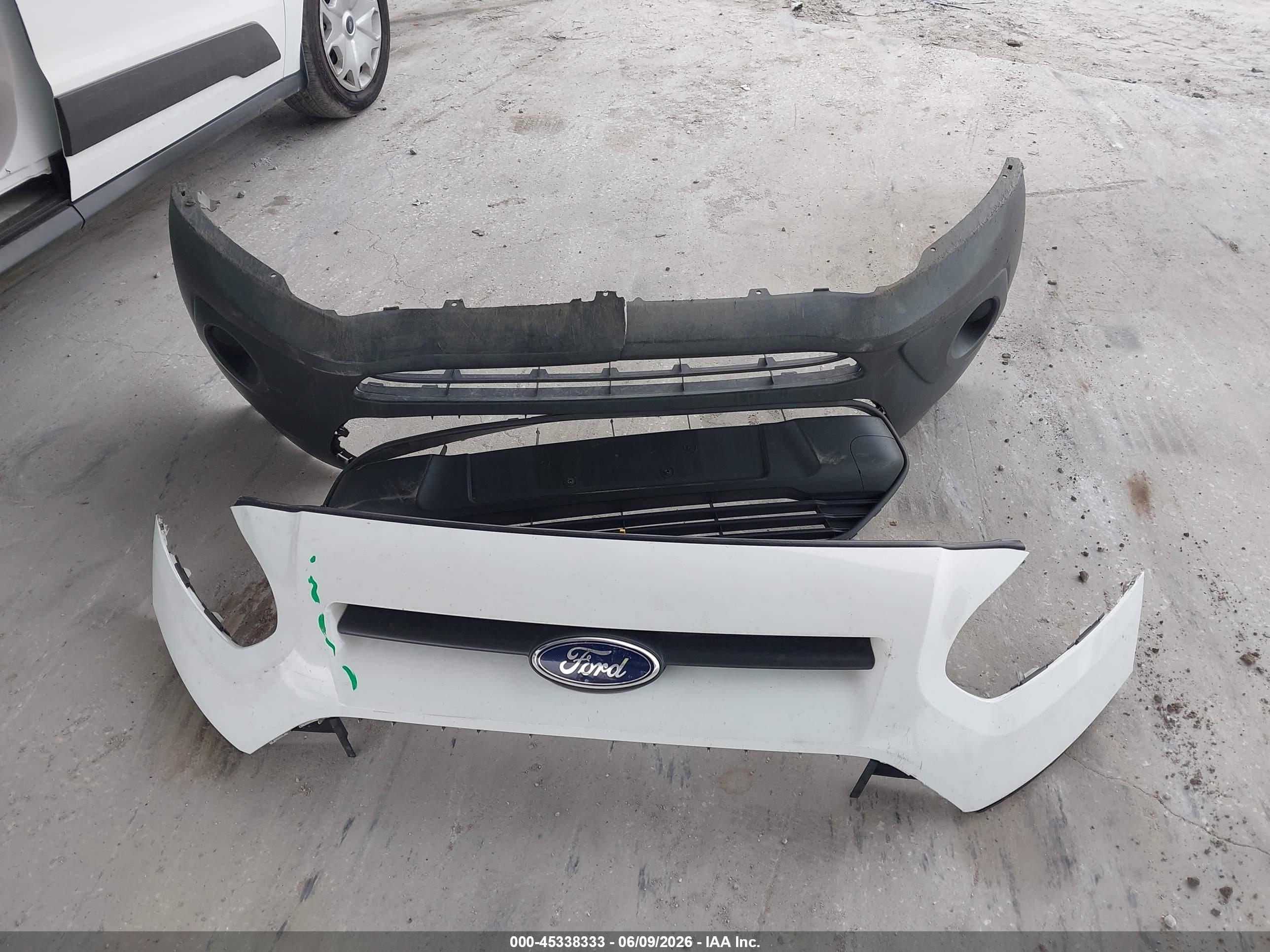 2015 Ford Transit Connect Xl Белый vin: NM0LS6E77F1209865
