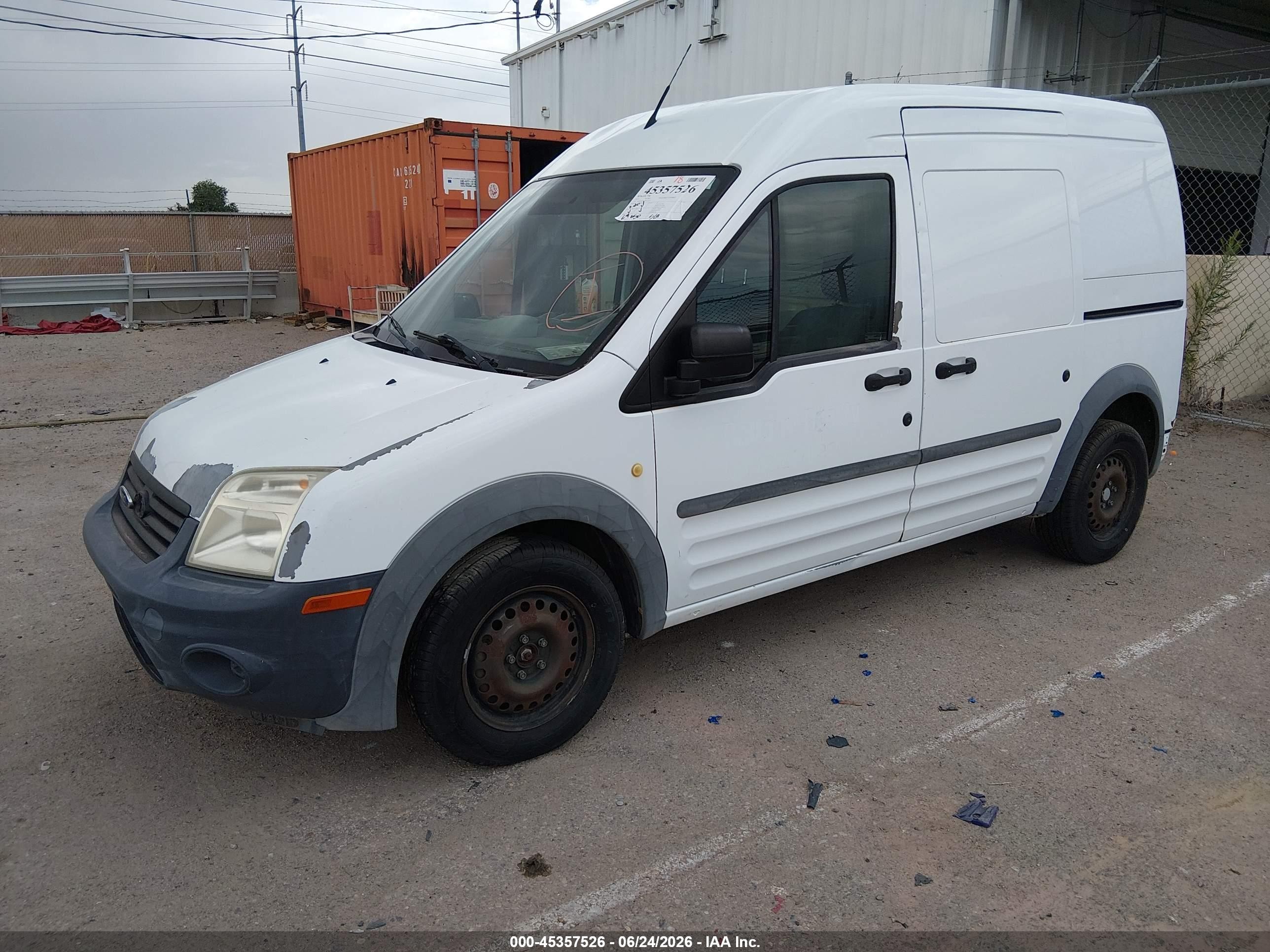 2013 Ford Transit Connect Xl Белый vin: NM0LS7AN8DT147517