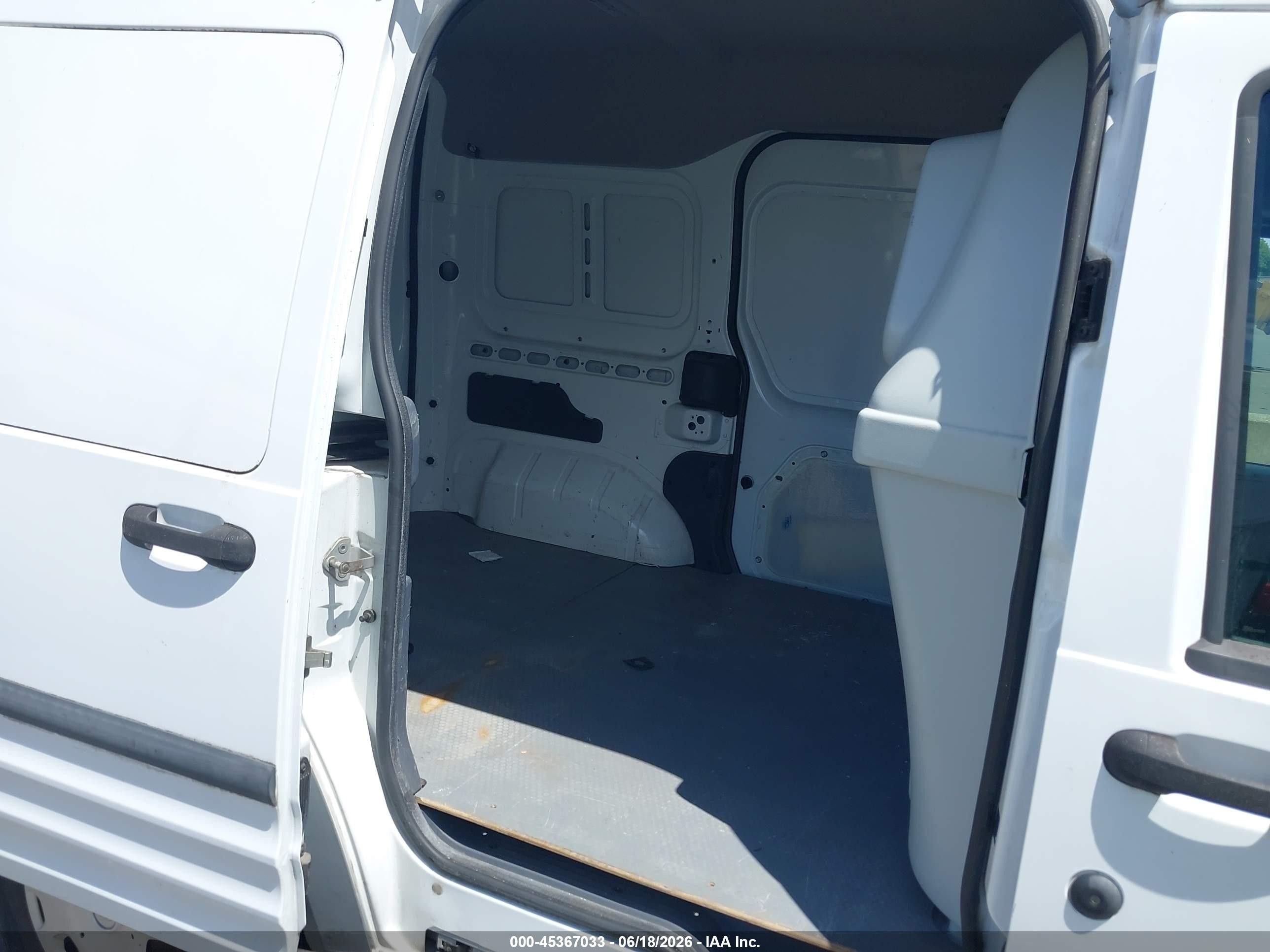 2013 Ford Transit Connect Xl White vin: NM0LS7ANXDT127883