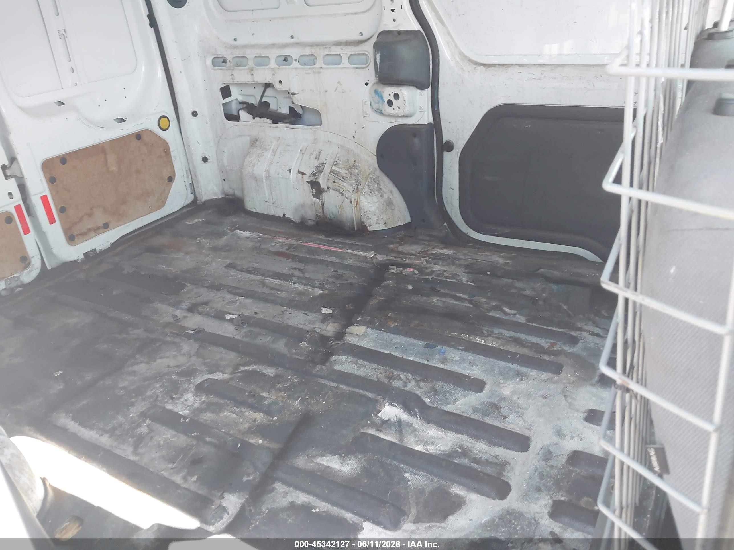 2013 Ford Transit Connect Xl White vin: NM0LS7ANXDT155456