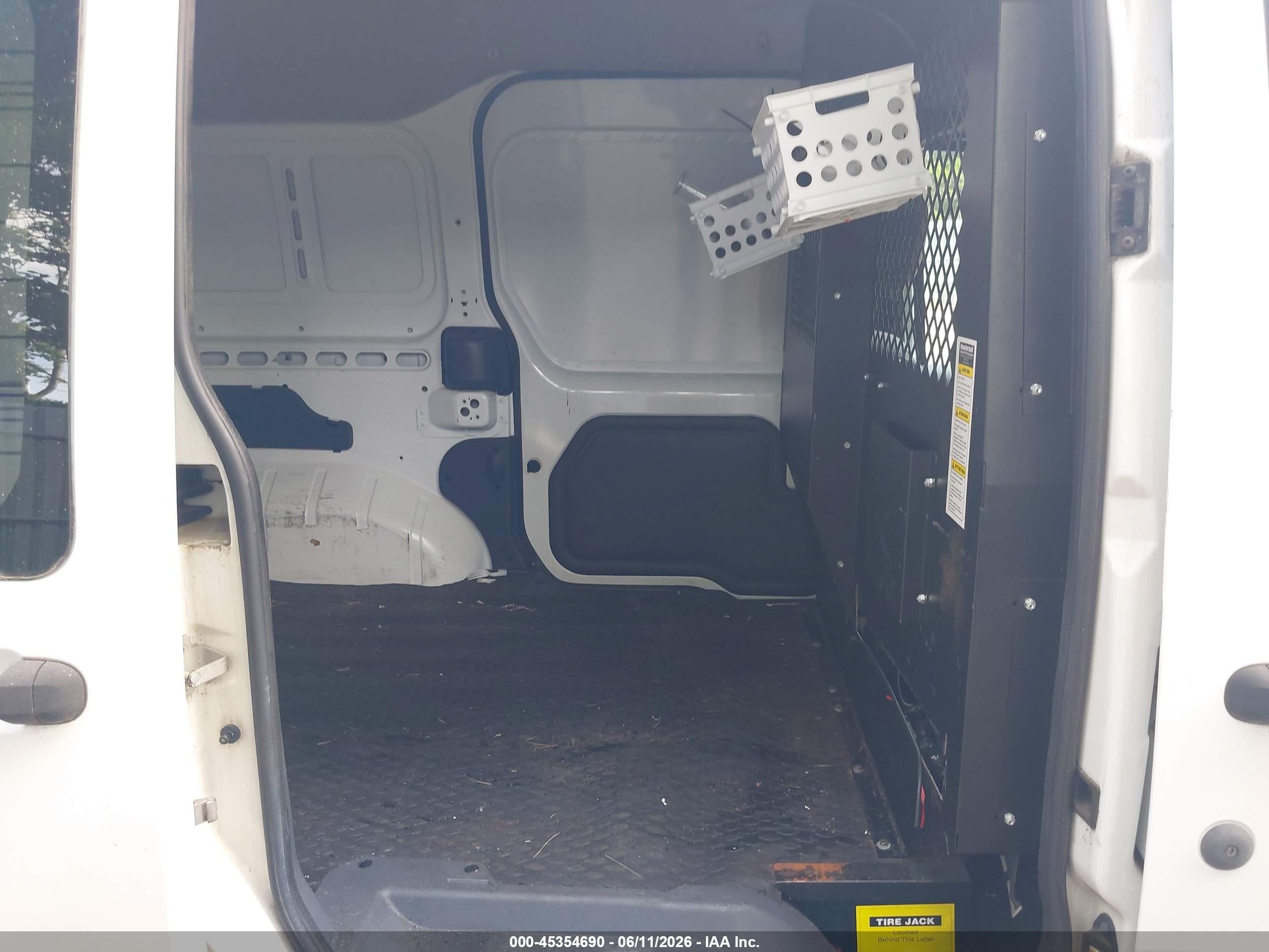 2011 Ford Transit Connect Xlt White vin: NM0LS7BN0BT044104