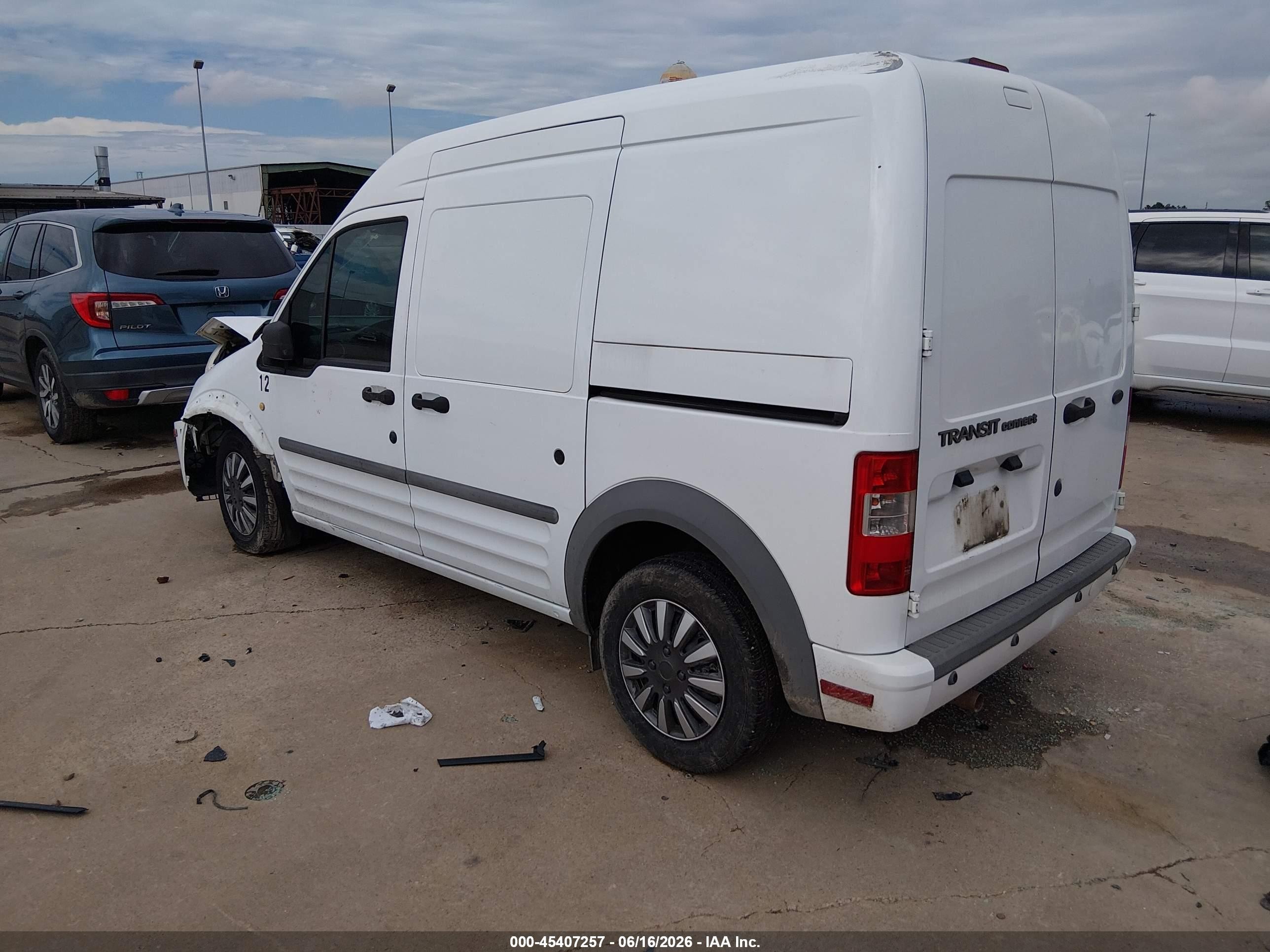 2011 Ford Transit Connect Xlt White vin: NM0LS7BN1BT072008