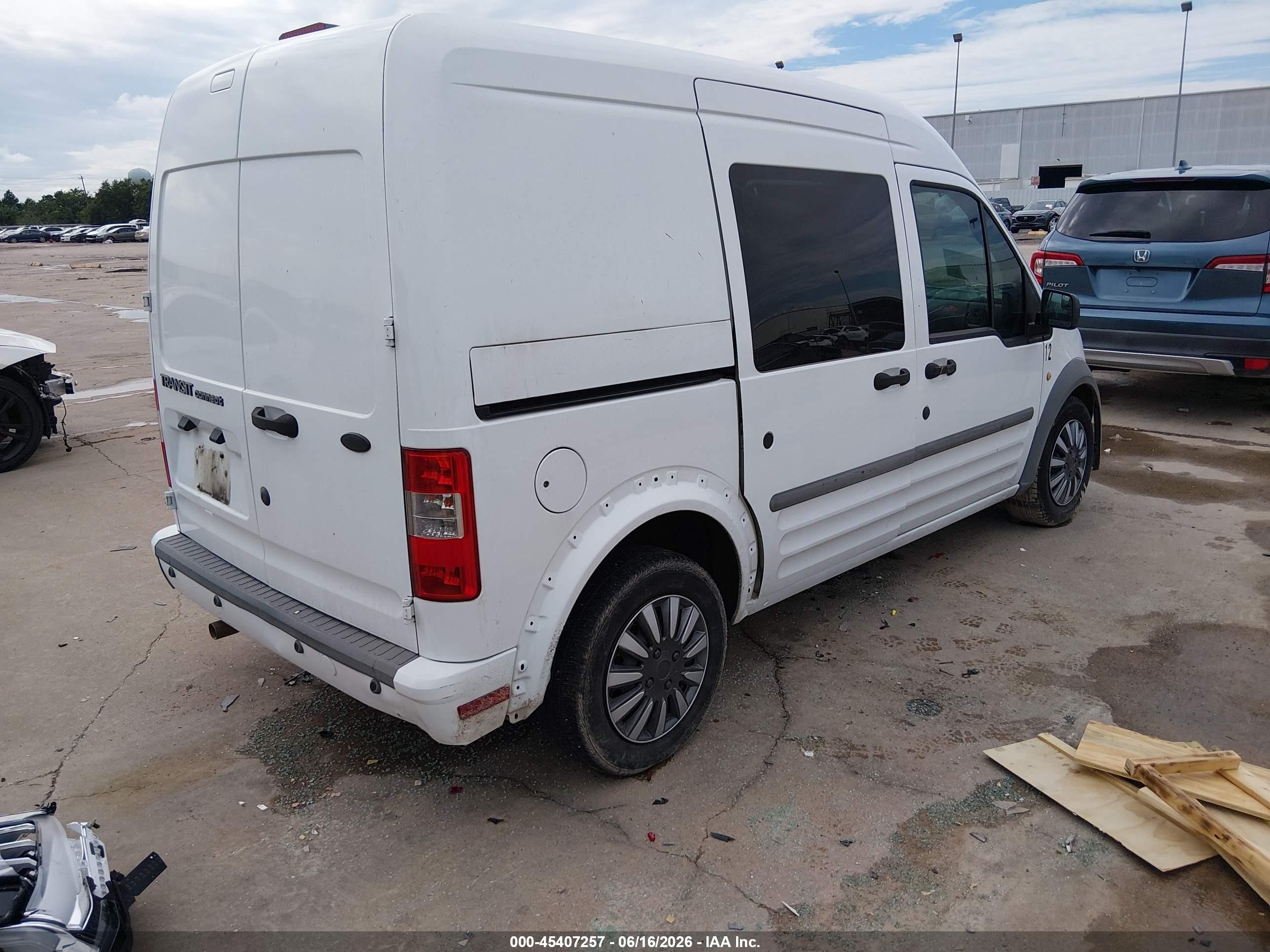 2011 Ford Transit Connect Xlt White vin: NM0LS7BN1BT072008