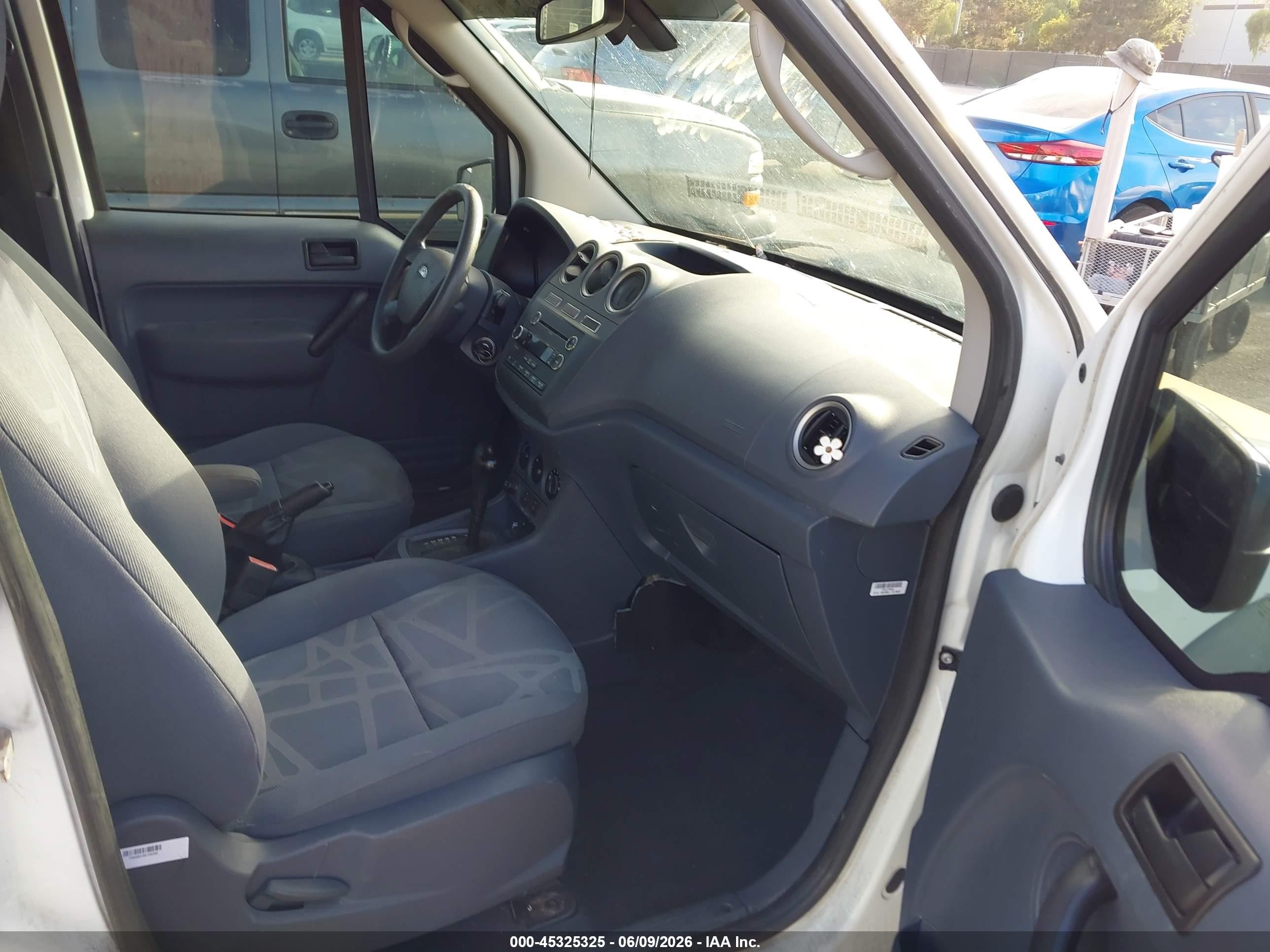 2013 Ford Transit Connect Xlt White vin: NM0LS7BN6DT144159