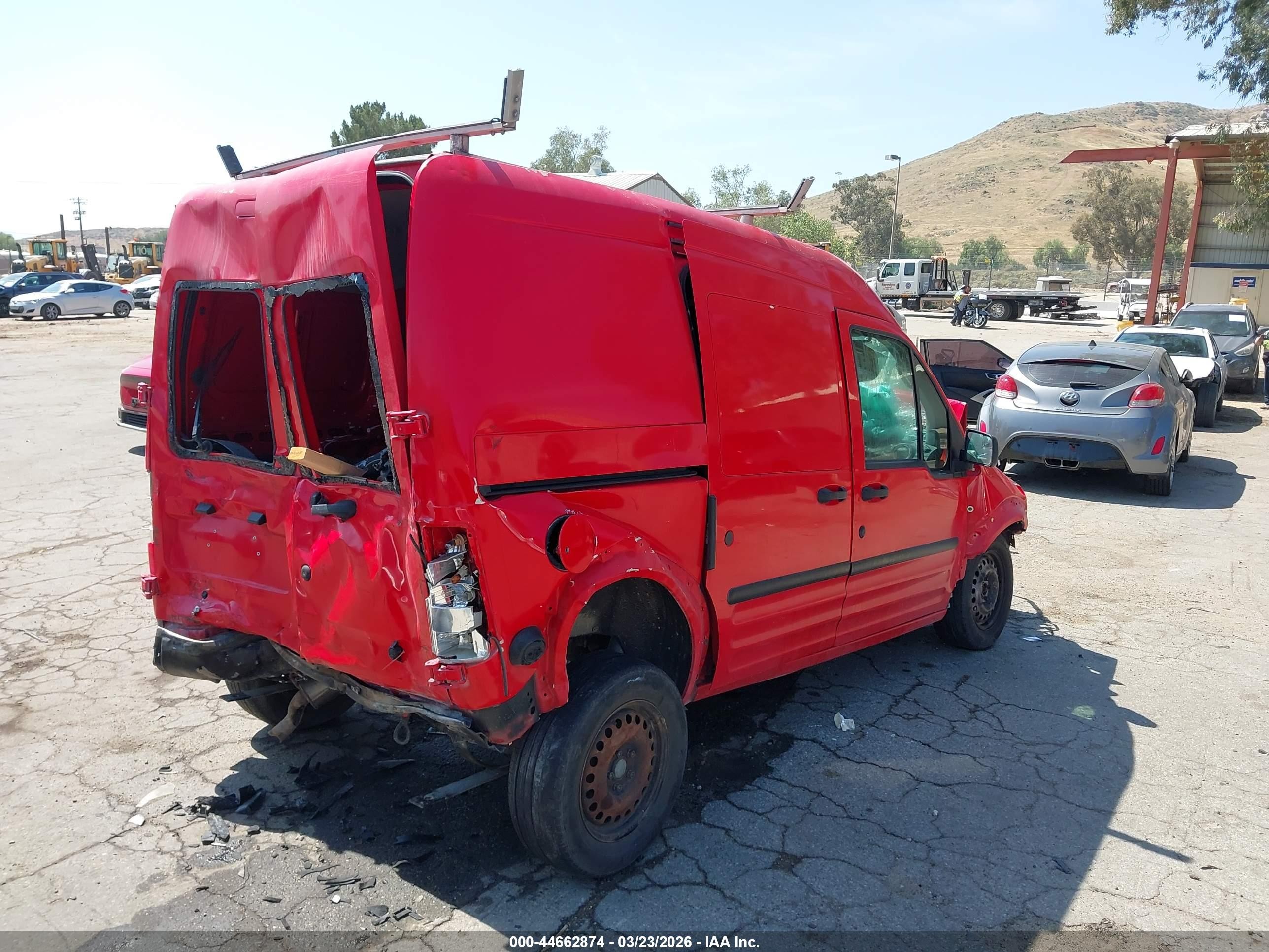 2013 Ford Transit Connect Xl Красный vin: NM0LS7CN2DT126949