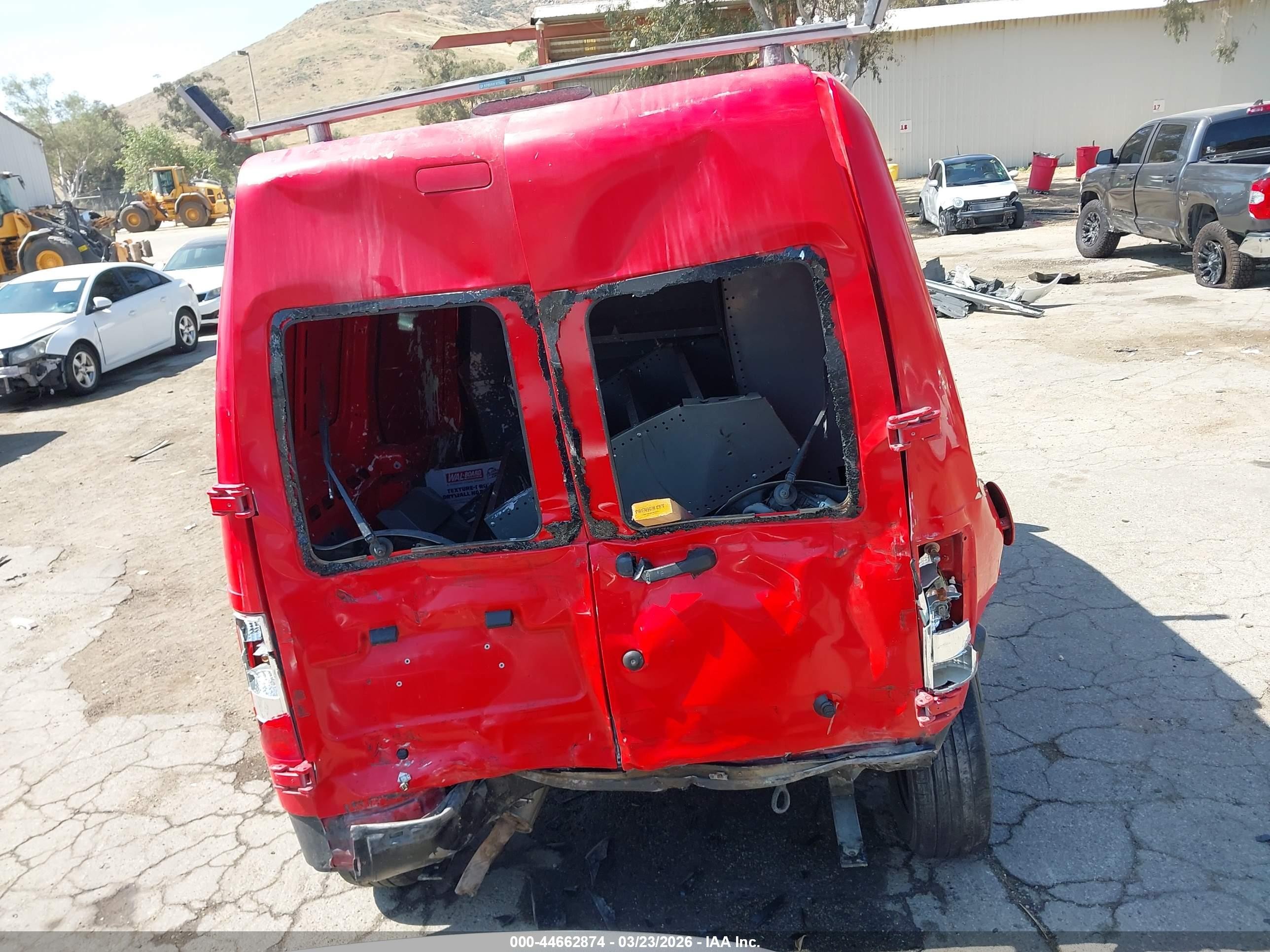 2013 Ford Transit Connect Xl Красный vin: NM0LS7CN2DT126949