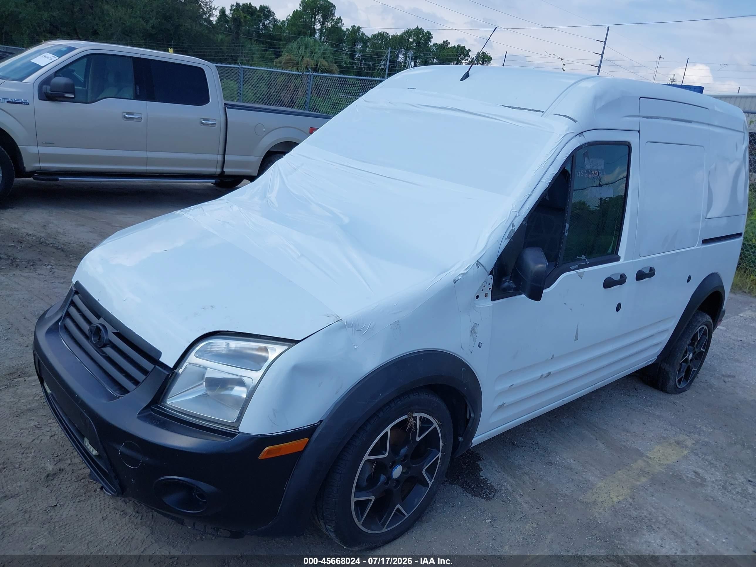 2013 Ford Transit Connect Xl Белый vin: NM0LS7CN3DT126443