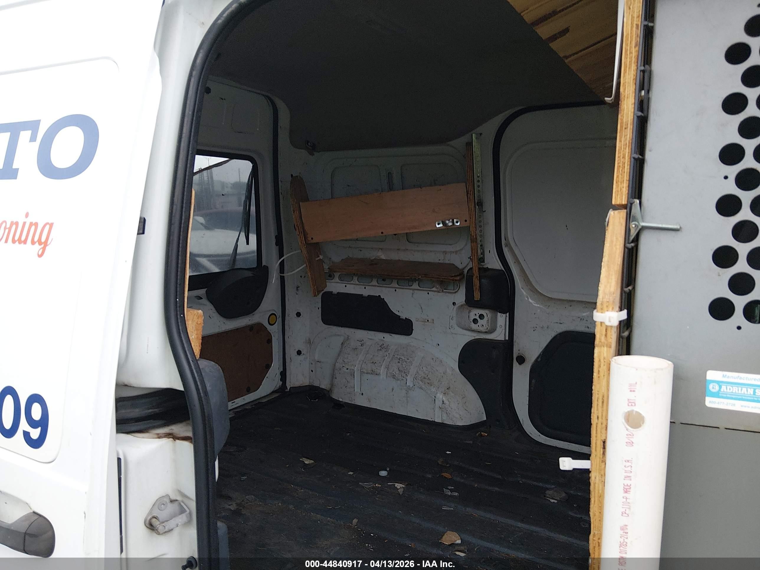 2013 Ford Transit Connect Xl Белый vin: NM0LS7CN6DT138974