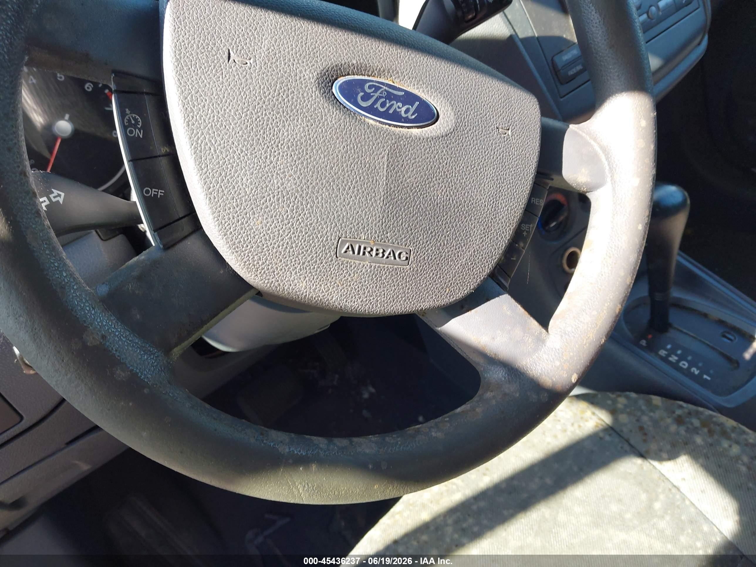 2010 Ford Transit Connect Xlt Белый vin: NM0LS7DN4AT034655