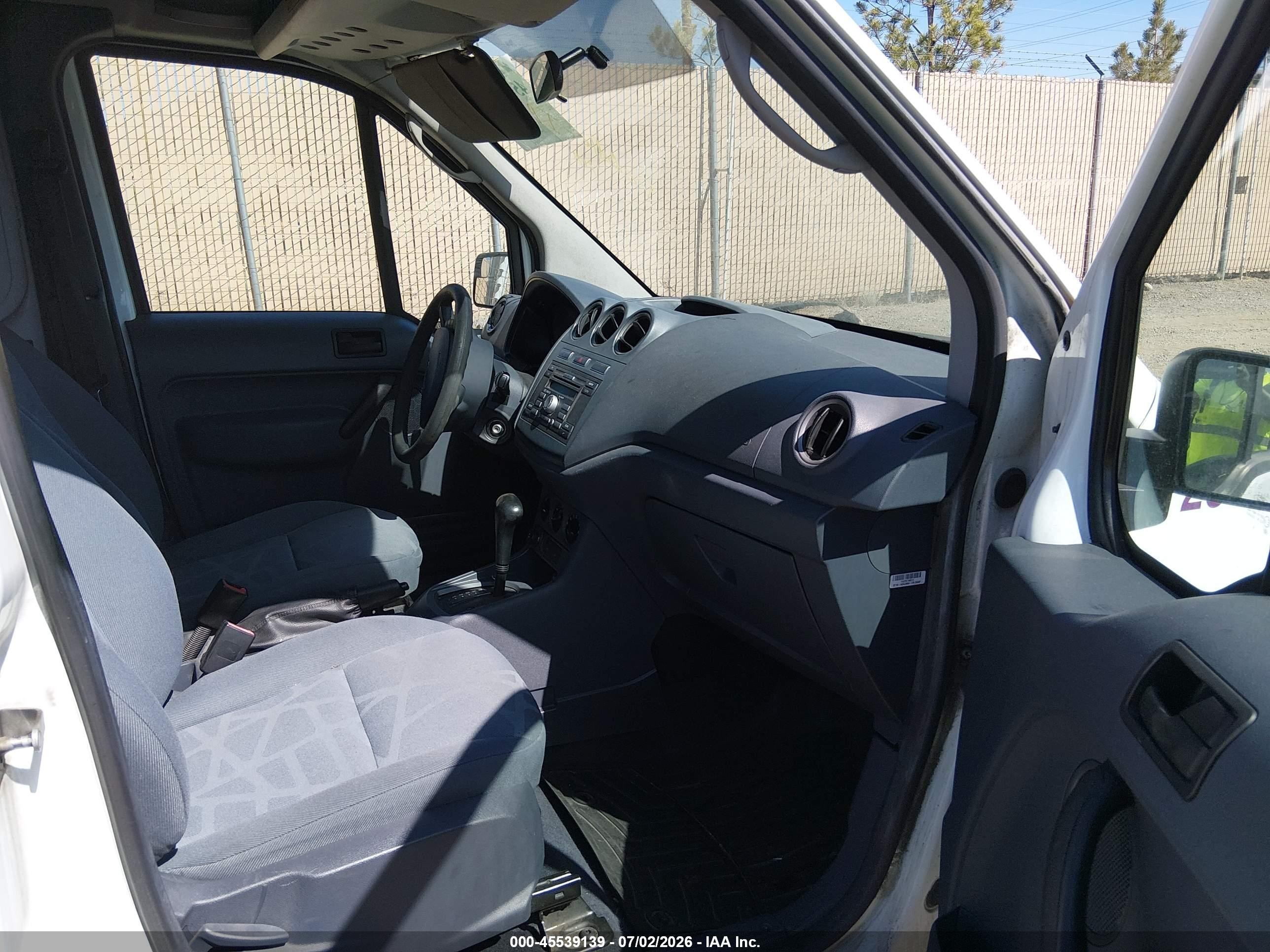 2011 Ford Transit Connect Xlt Белый vin: NM0LS7DN8BT055168