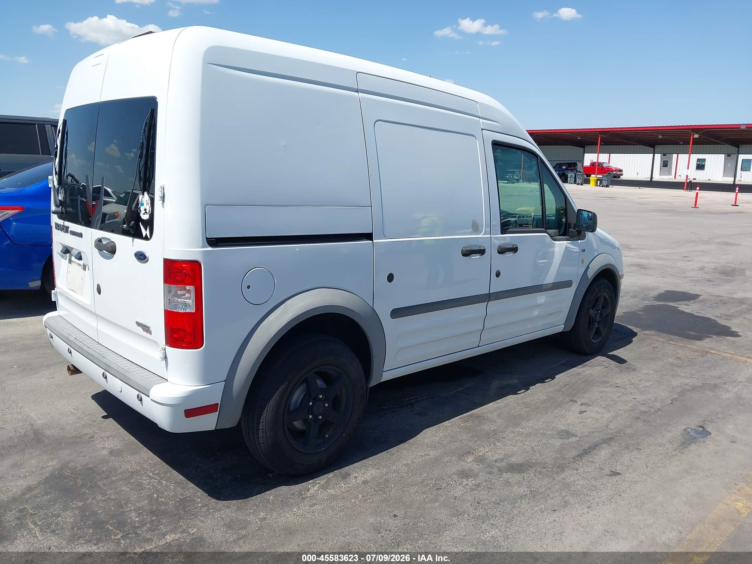 2013 Ford Transit Connect Xlt White vin: NM0LS7DN9DT155721