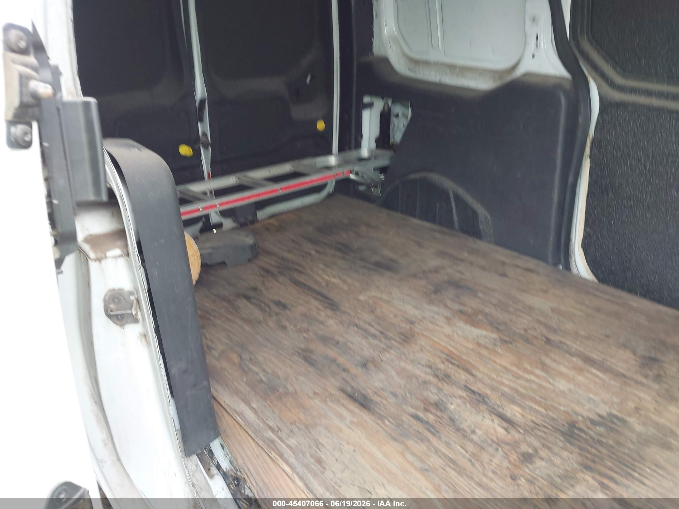 2015 Ford Transit Connect Xl White vin: NM0LS7E71F1184063
