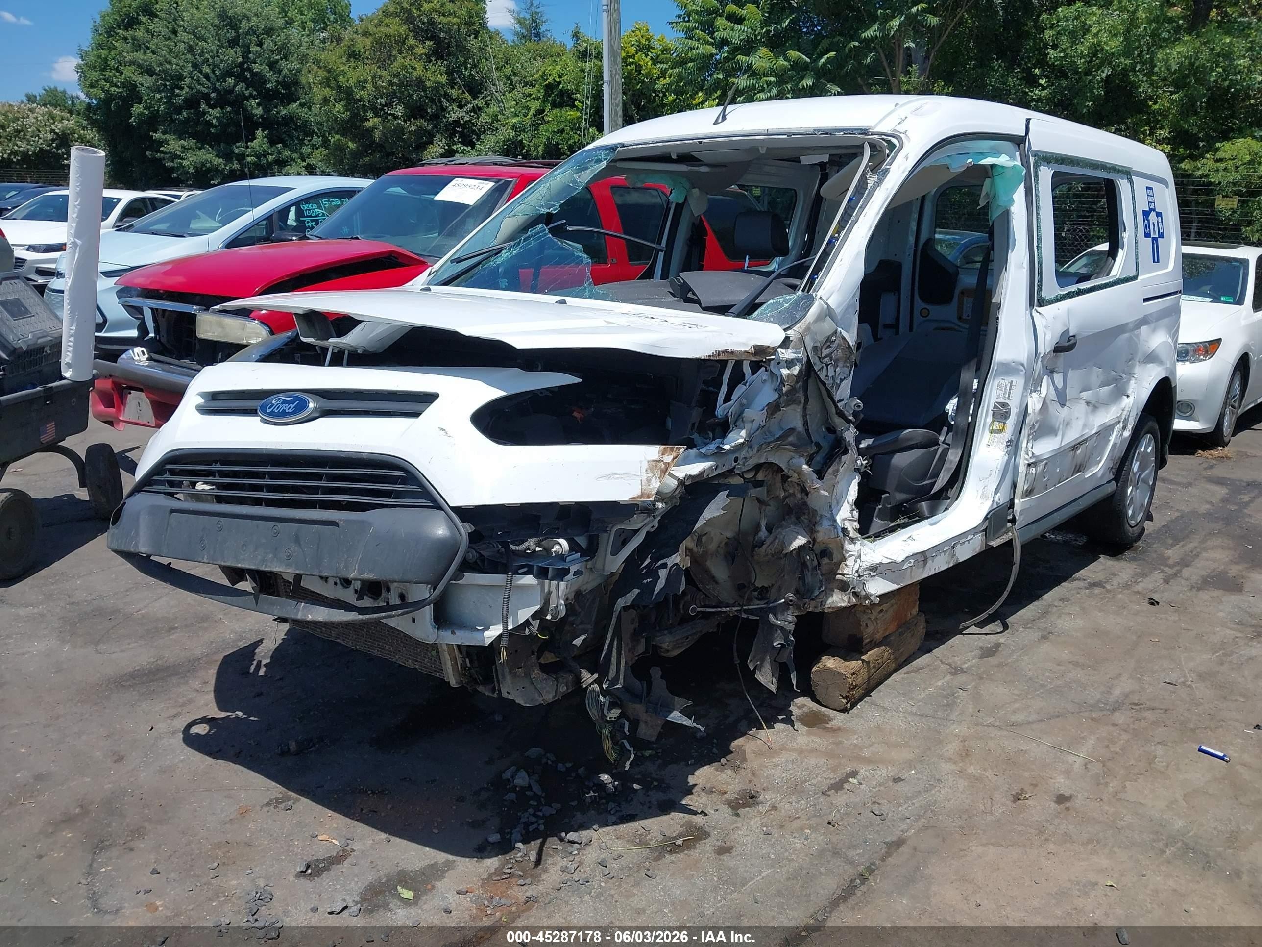 2015 Ford Transit Connect Xl White vin: NM0LS7E72F1219404