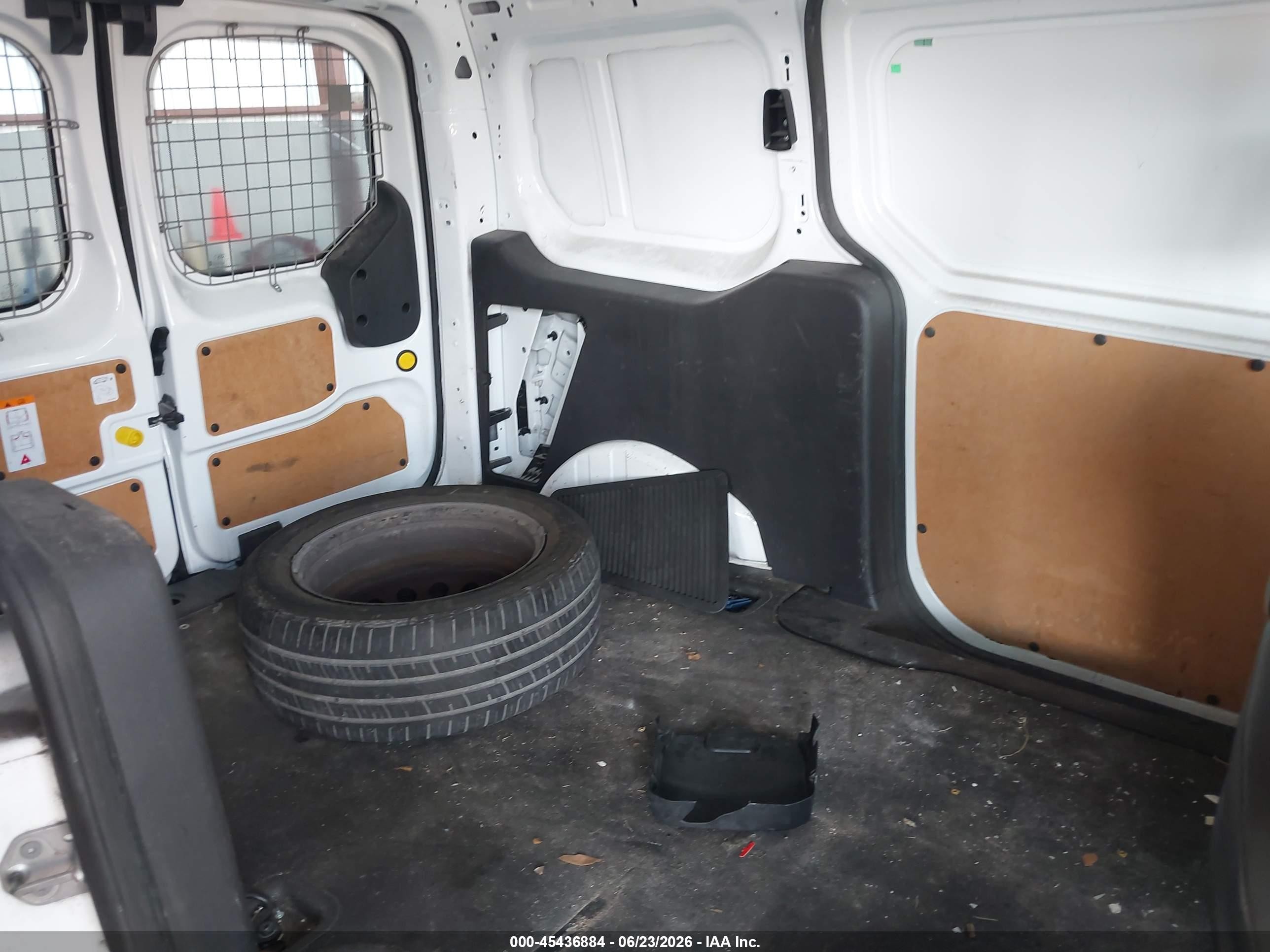 2015 Ford Transit Connect Xl White vin: NM0LS7E72F1219502