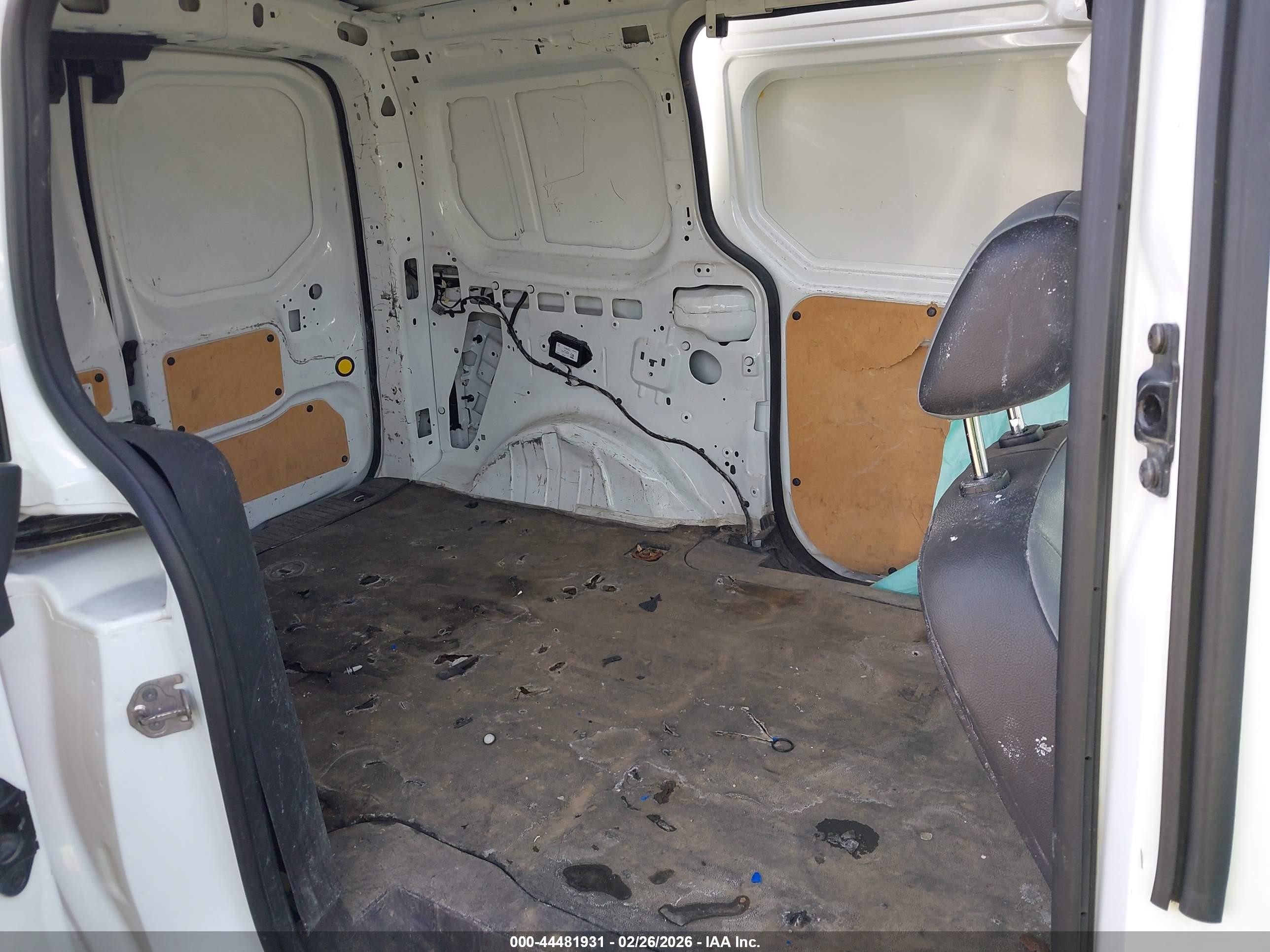 2014 Ford Transit Connect Xl Белый vin: NM0LS7E73E1172012