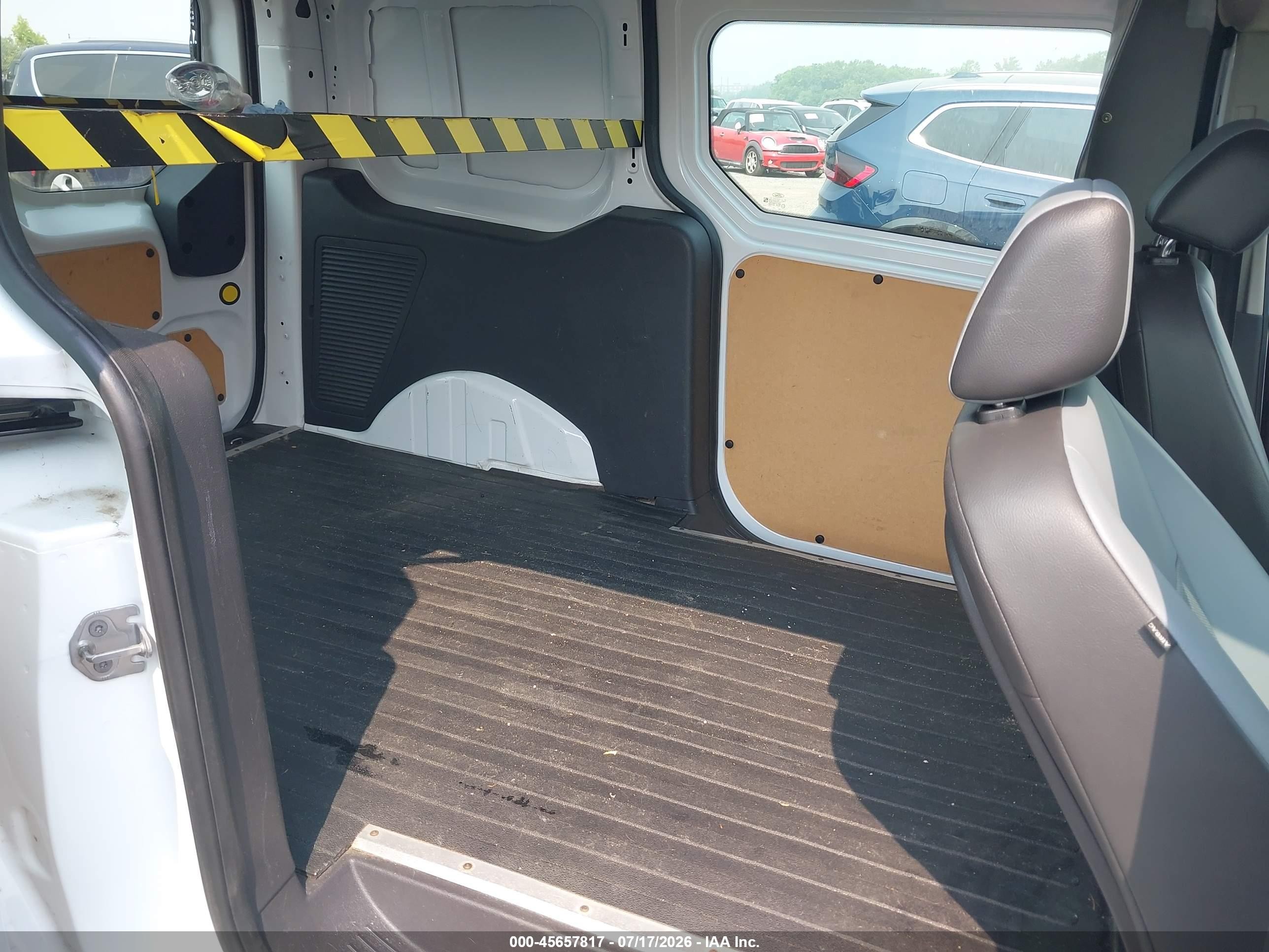 2015 Ford Transit Connect Xl Белый vin: NM0LS7E76F1226985