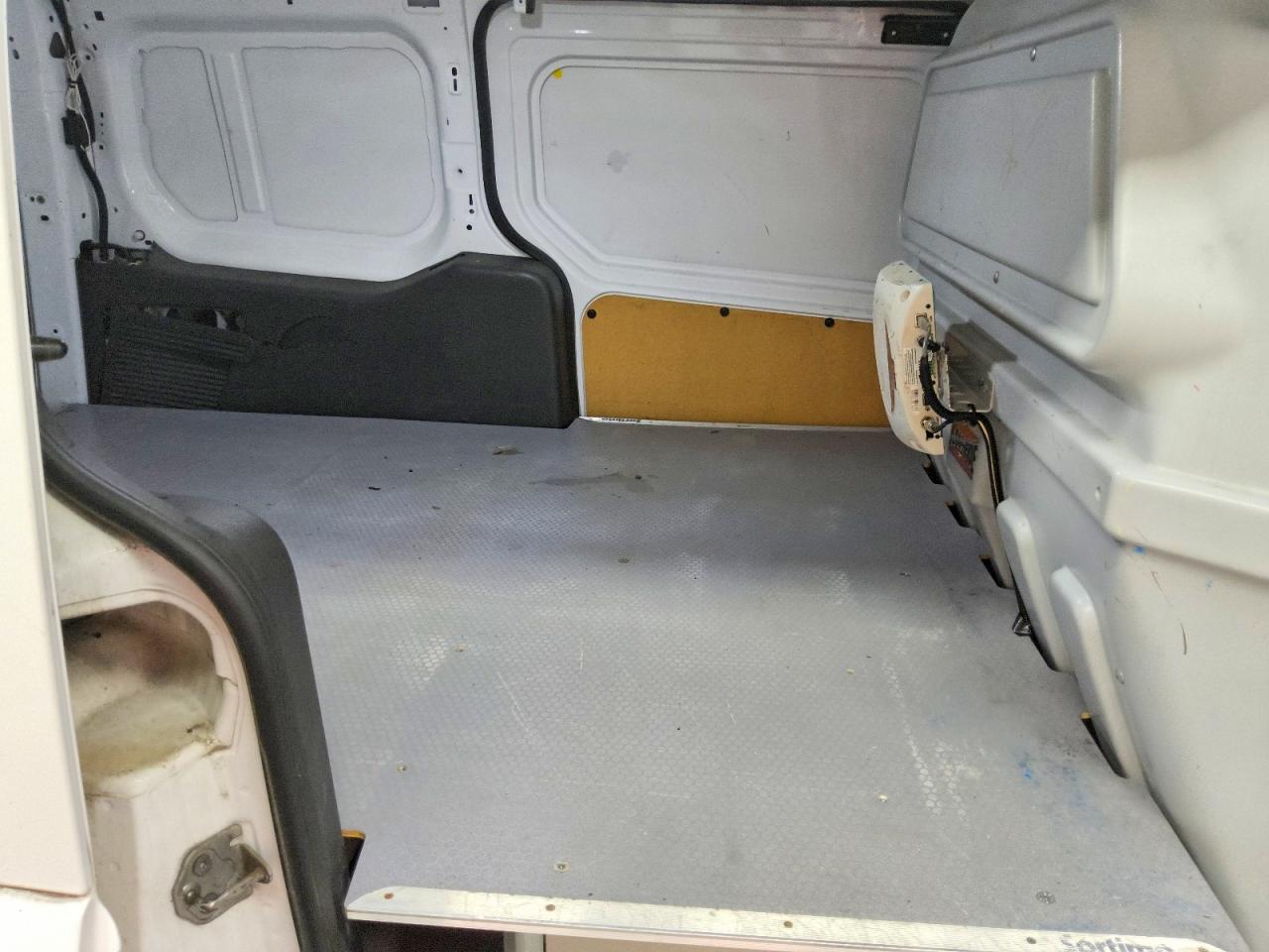 2014 Ford Transit Connect Xl White vin: NM0LS7E77E1173017