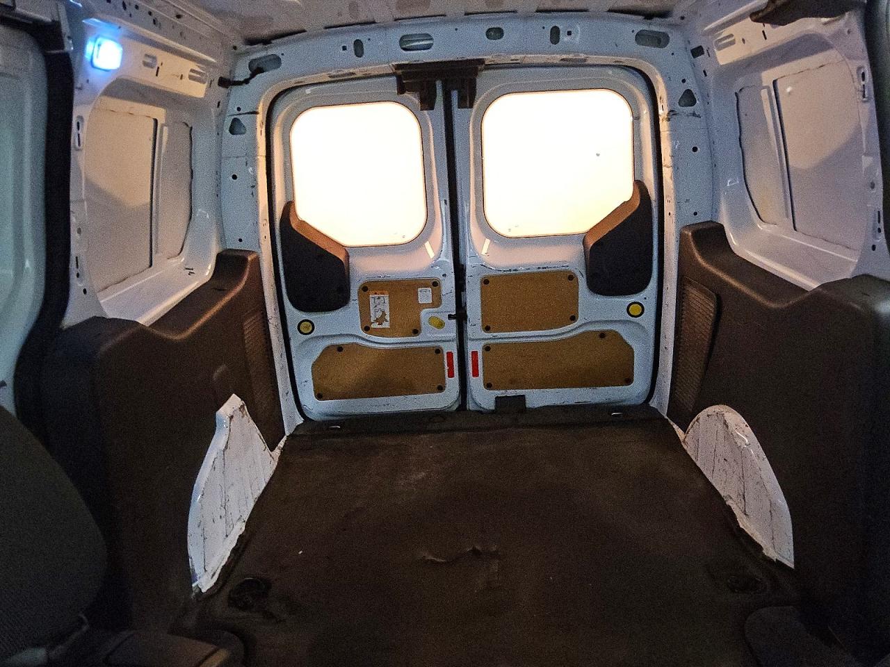 2015 Ford Transit Connect Xl White vin: NM0LS7E77F1193284