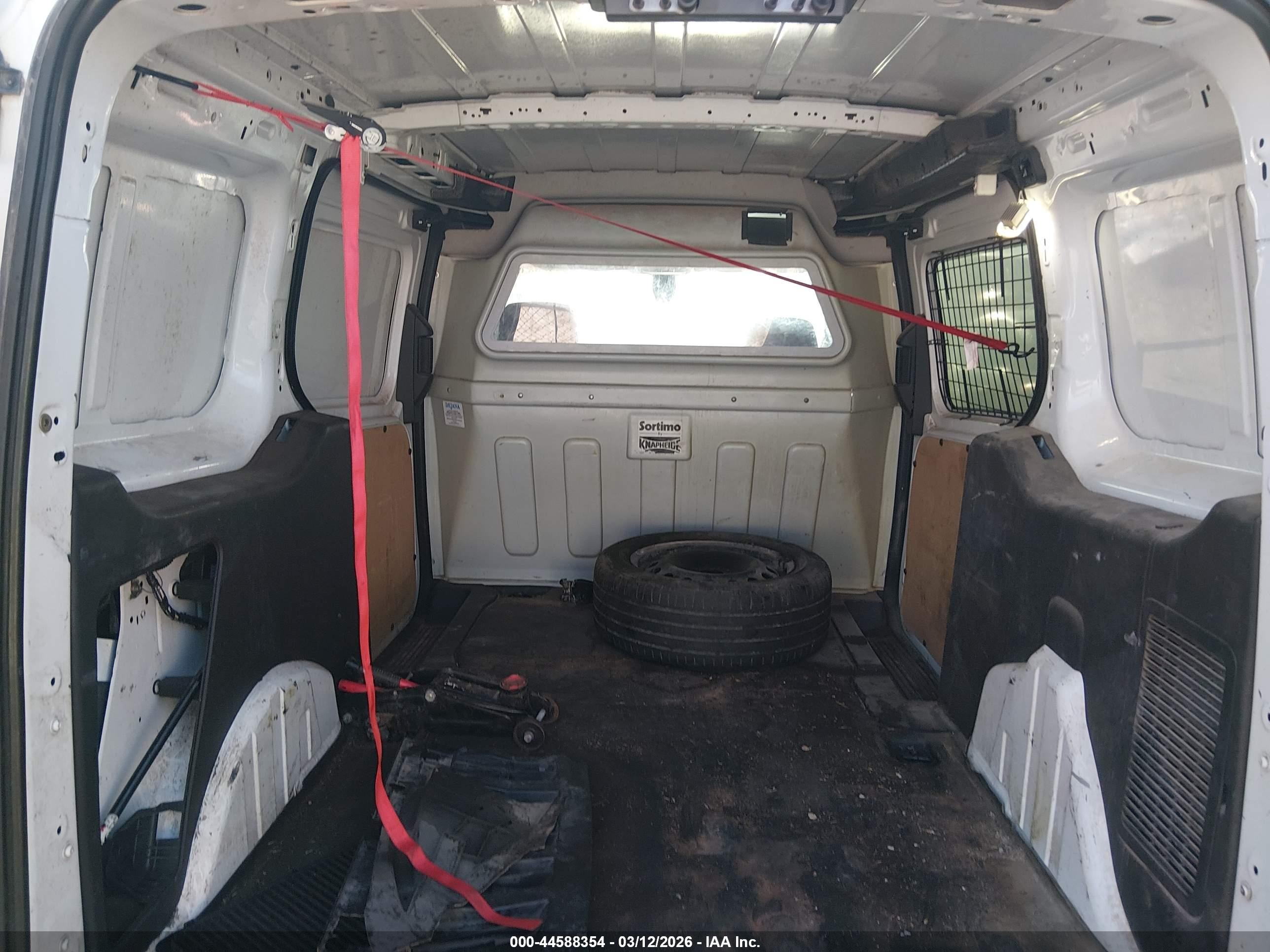 2015 Ford Transit Connect Xl Белый vin: NM0LS7E7XF1209767