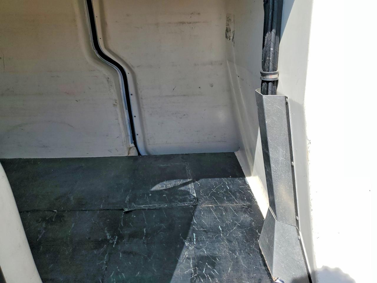 2015 Ford Transit Connect Xl Белый vin: NM0LS7E7XF1219456