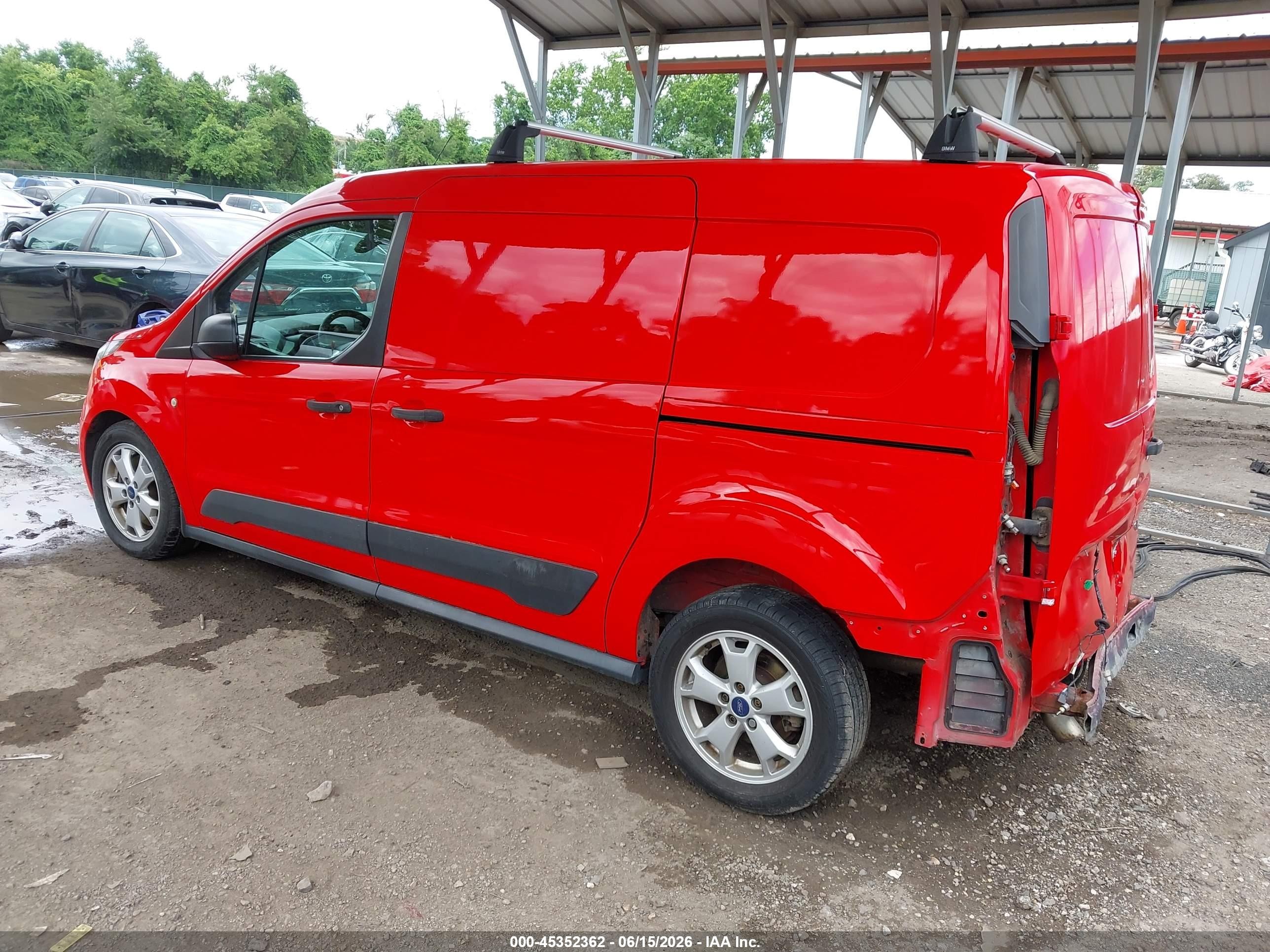 2015 Ford Transit Connect Xlt Красный vin: NM0LS7F71F1217948