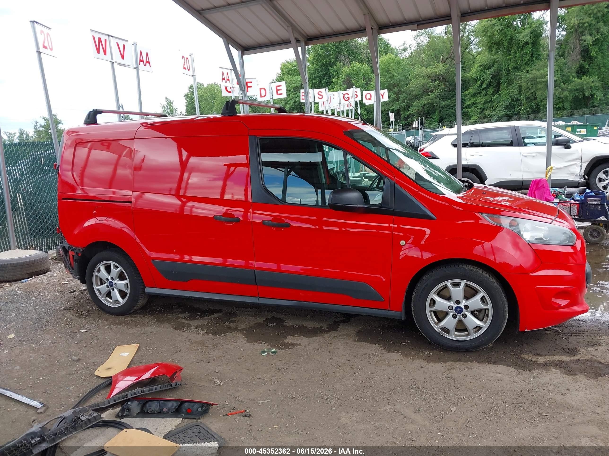 2015 Ford Transit Connect Xlt Красный vin: NM0LS7F71F1217948