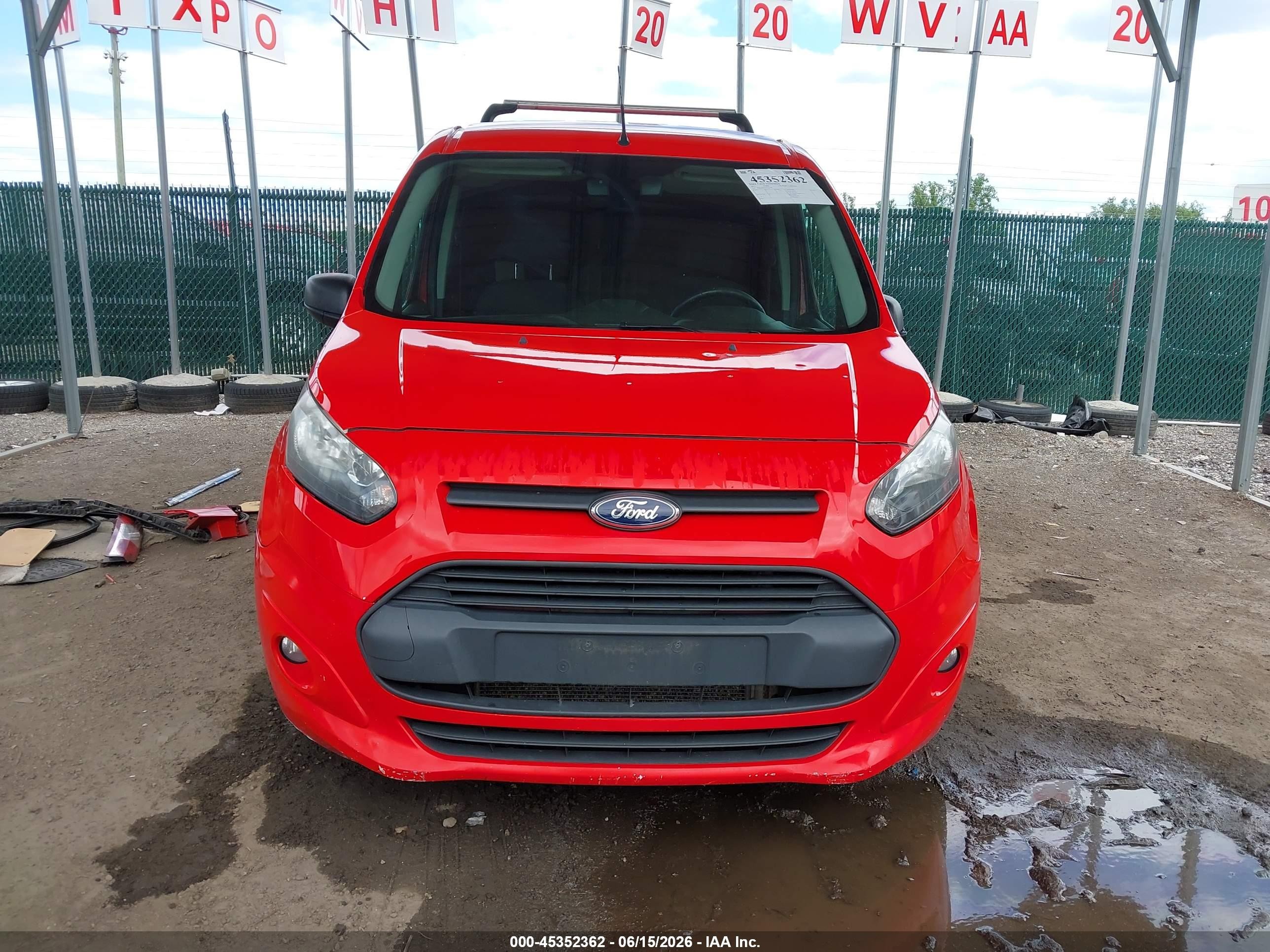 2015 Ford Transit Connect Xlt Красный vin: NM0LS7F71F1217948