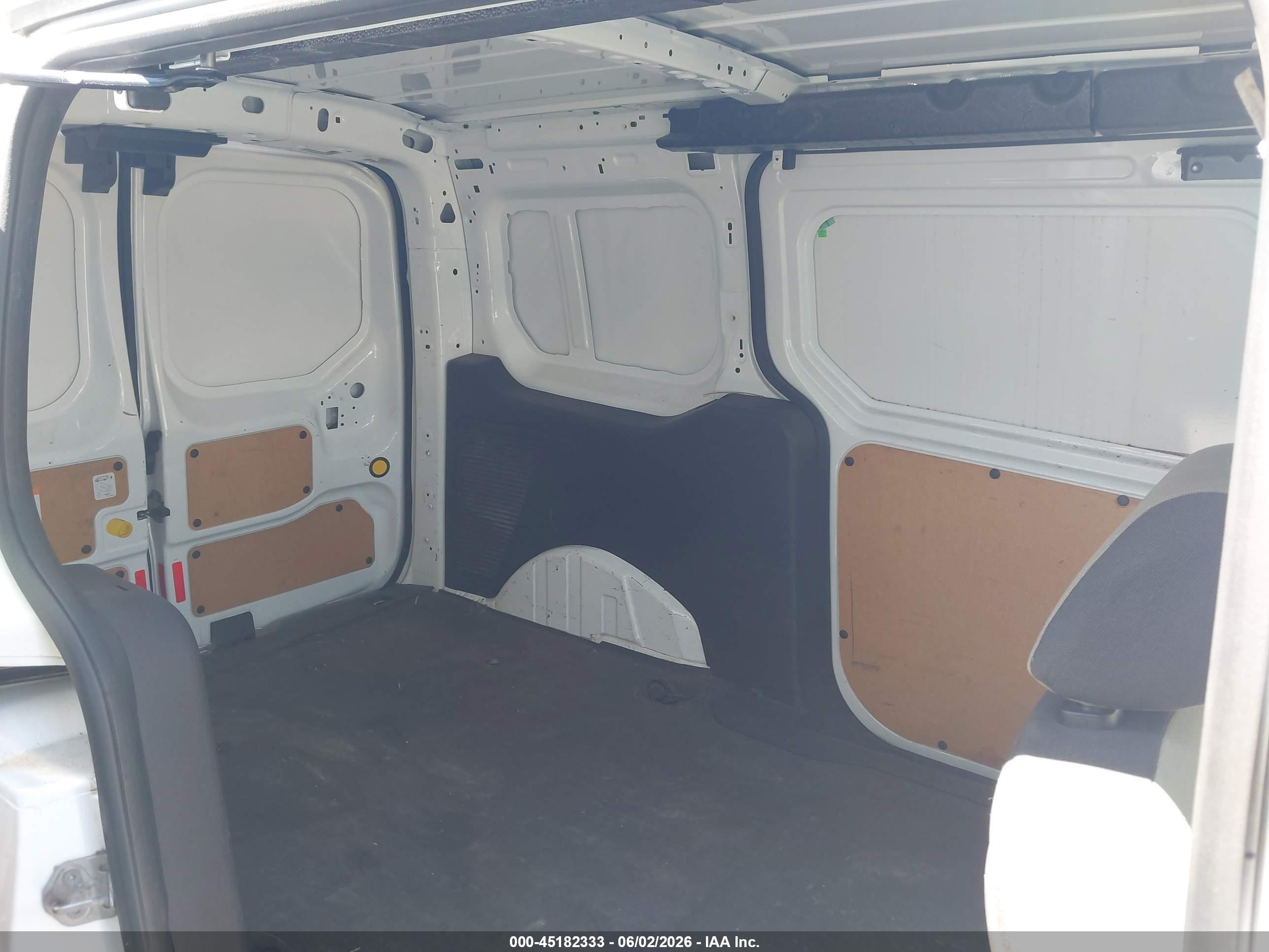 2015 Ford Transit Connect Xlt White vin: NM0LS7F73F1217157