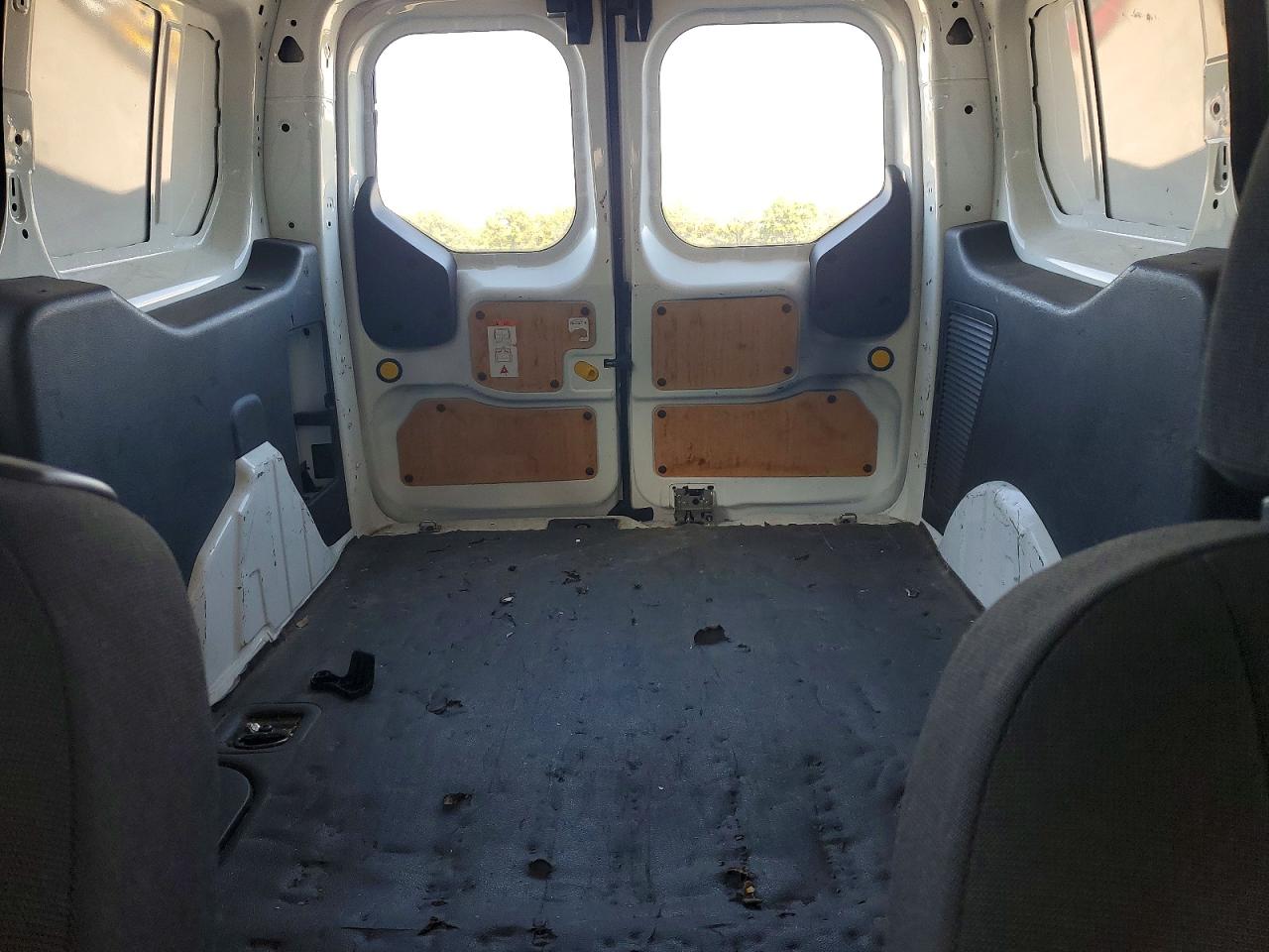 2014 Ford Transit Connect Xlt White vin: NM0LS7F74E1150065