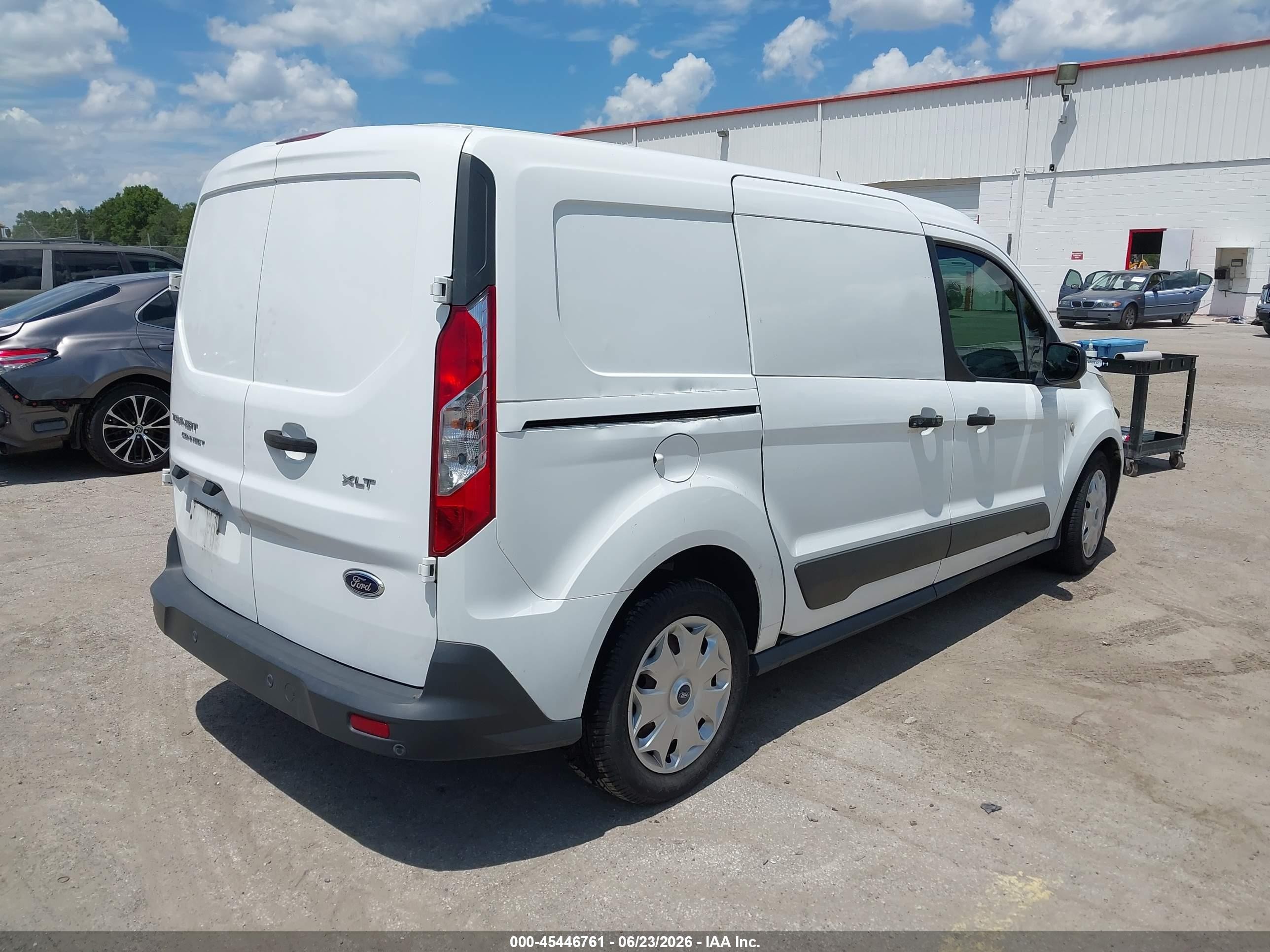 2015 Ford Transit Connect Xlt White vin: NM0LS7F75F1185361