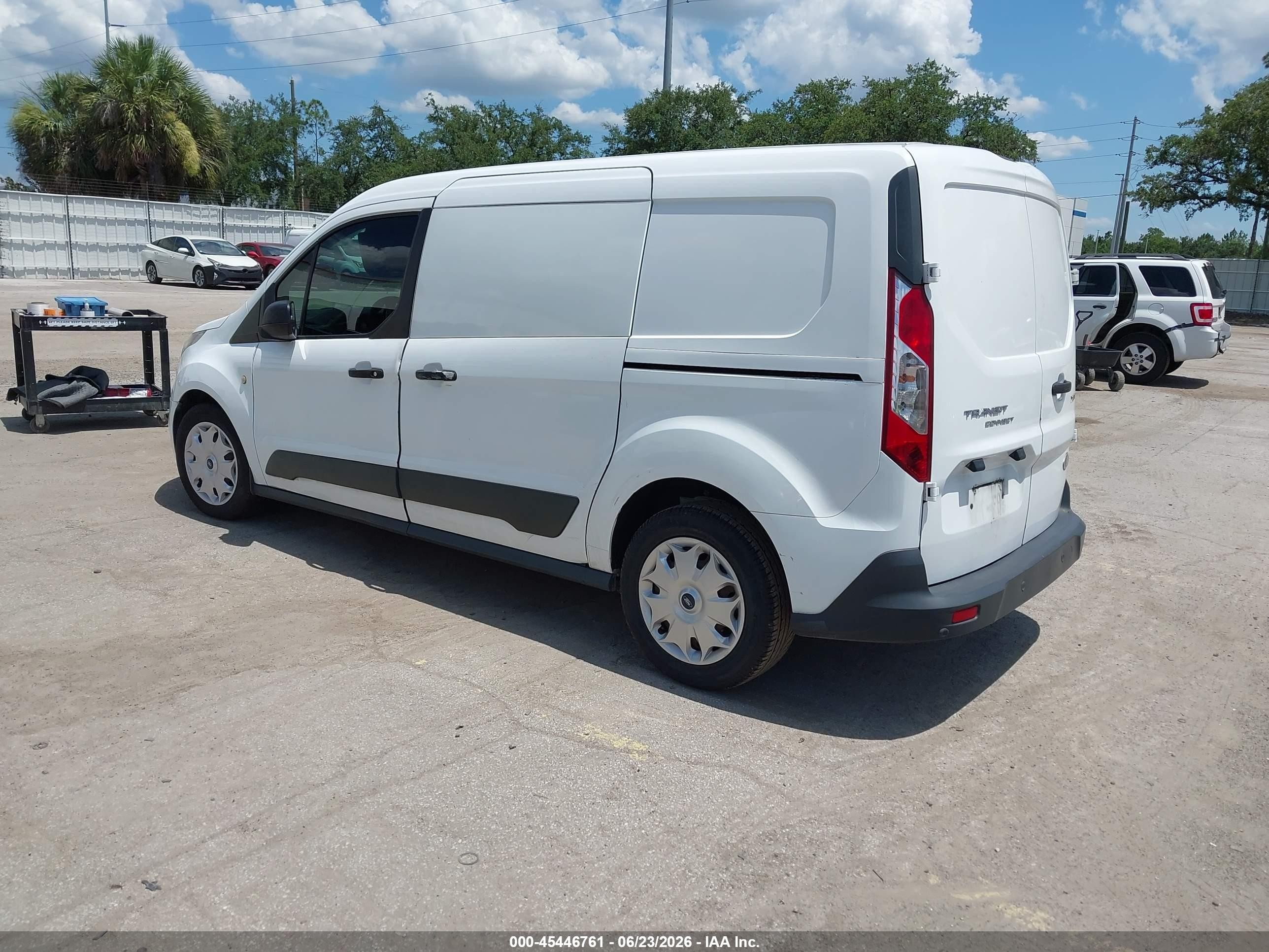 2015 Ford Transit Connect Xlt White vin: NM0LS7F75F1185361