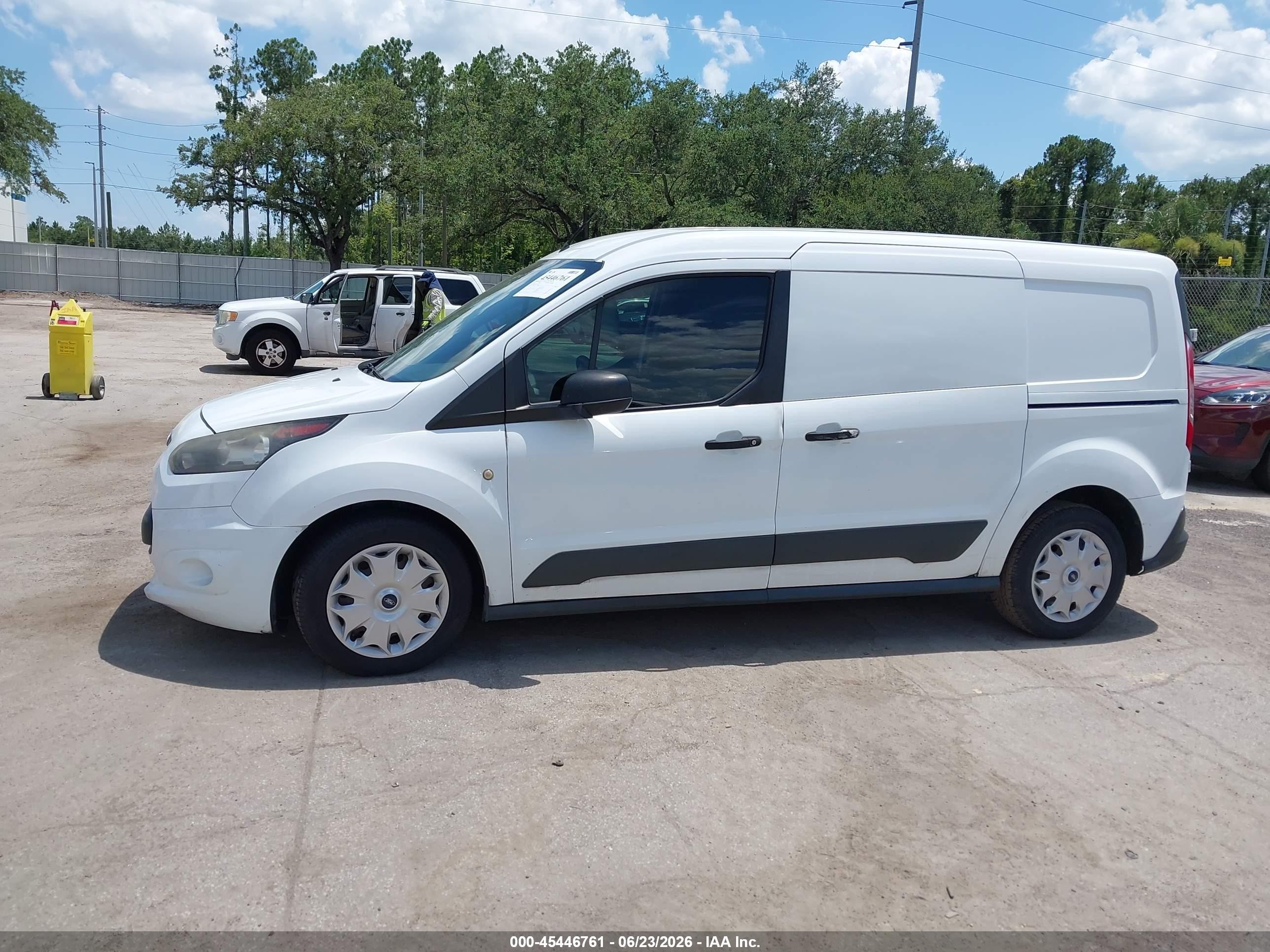2015 Ford Transit Connect Xlt White vin: NM0LS7F75F1185361
