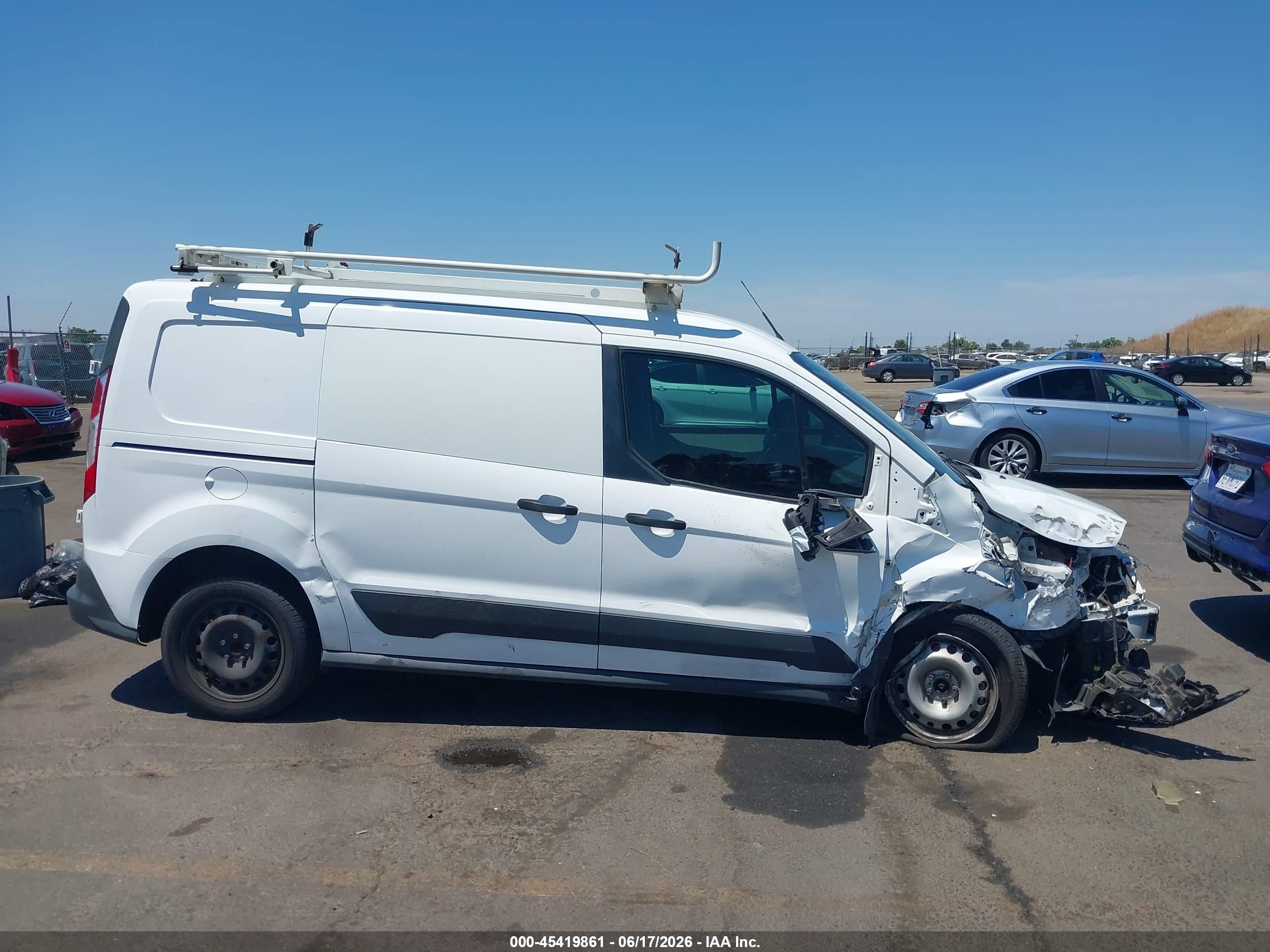 2015 Ford Transit Connect Xlt Белый vin: NM0LS7F75F1227253
