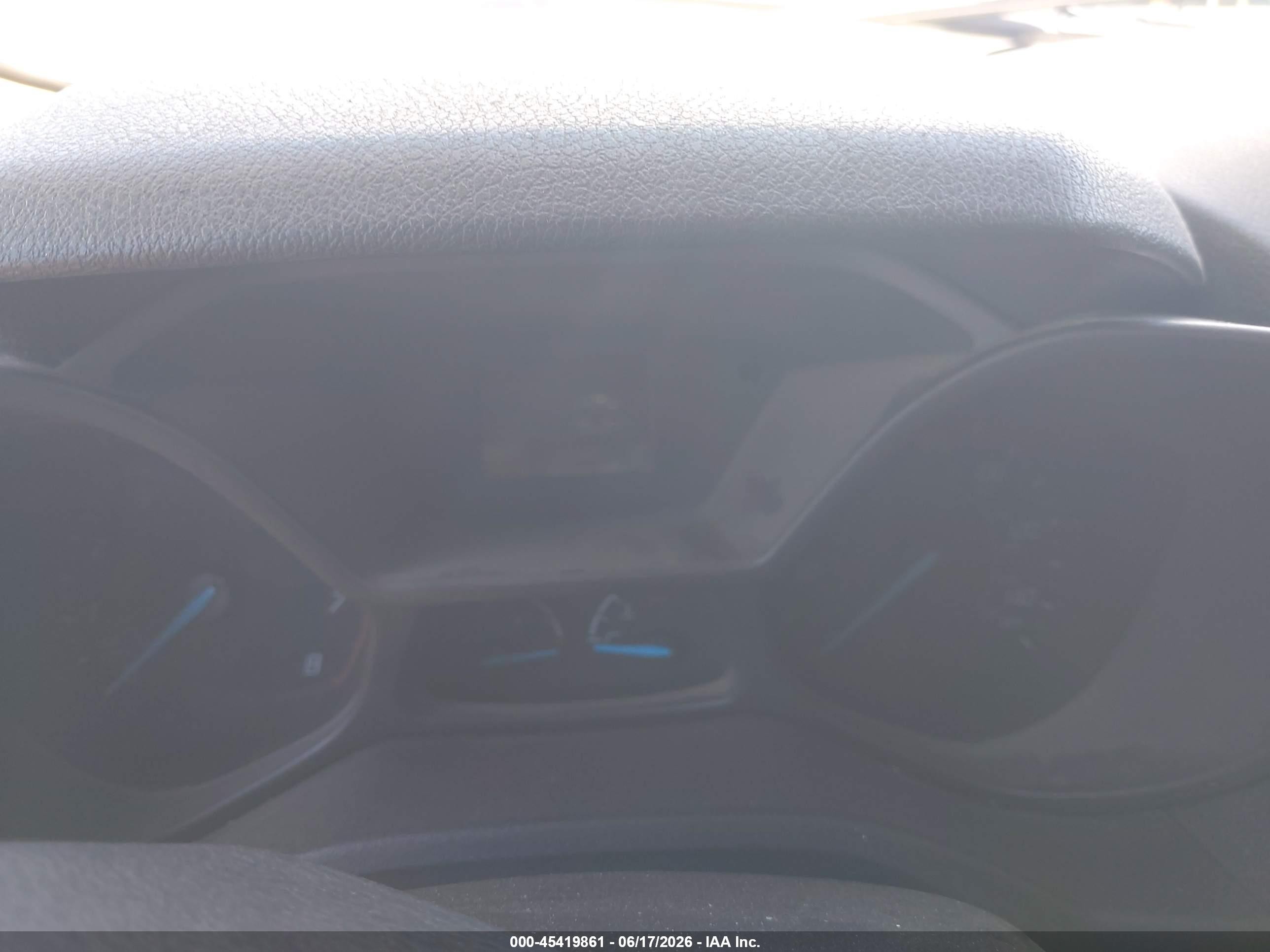 2015 Ford Transit Connect Xlt Белый vin: NM0LS7F75F1227253