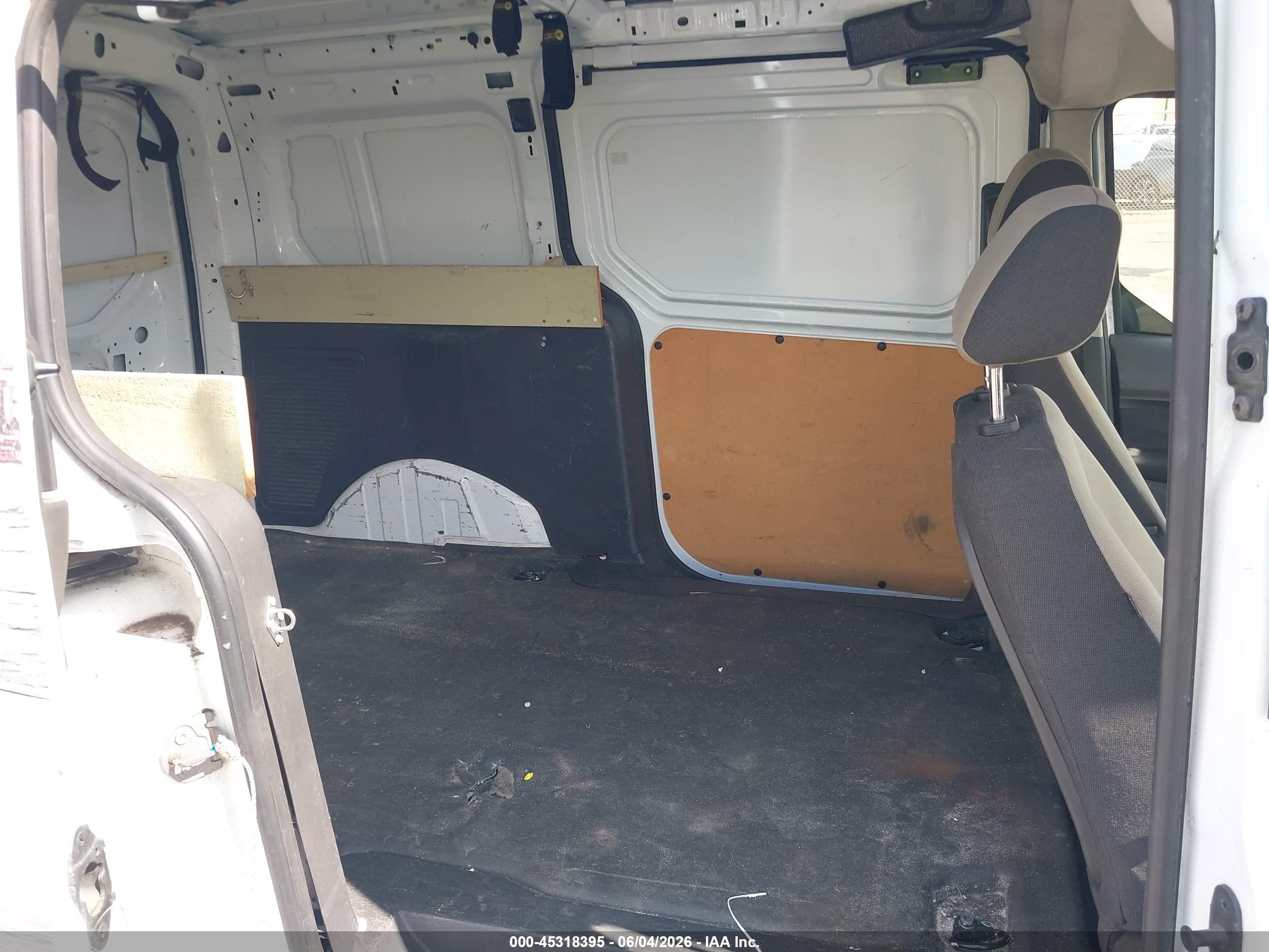 2016 Ford Transit Connect Xlt White vin: NM0LS7F77G1292025