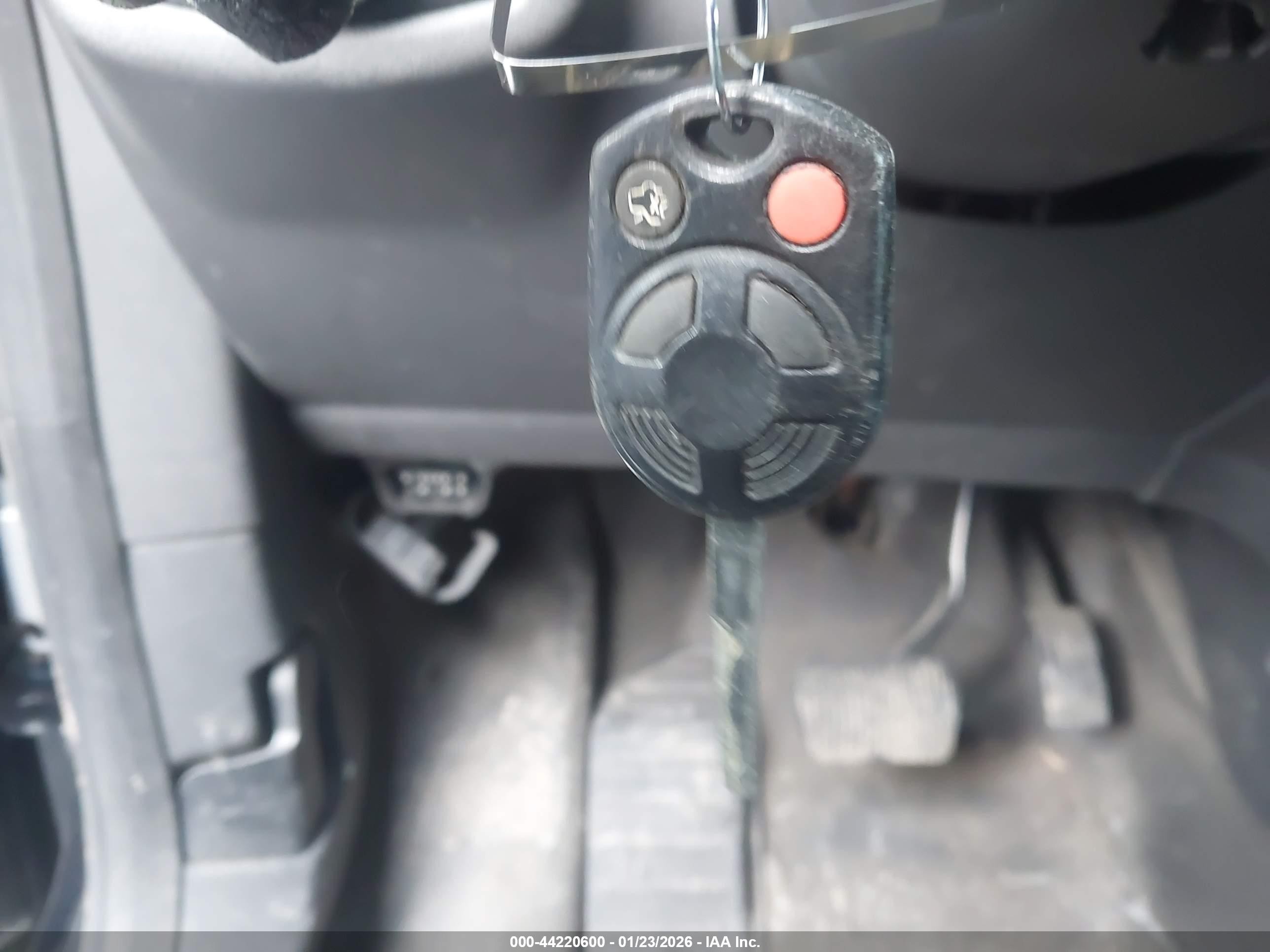 2014 Ford Transit Connect Xlt Синий vin: NM0LS7F78E1152790