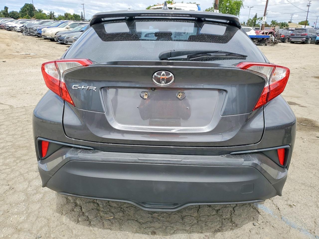 2018 Toyota C-hr Xle Gray vin: NMTKHMBX1JR030026