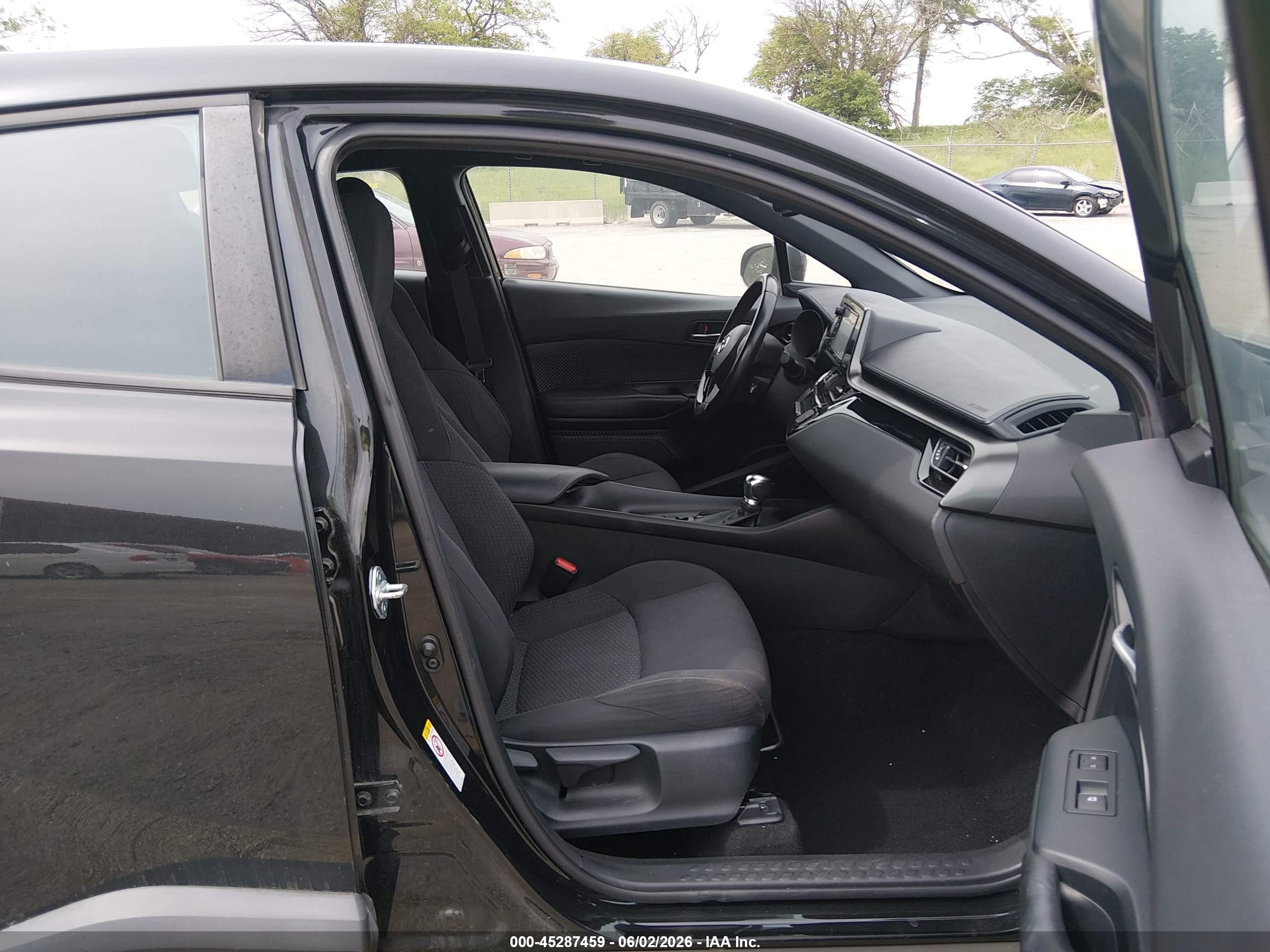 2018 Toyota C-hr Xle Premium Black vin: NMTKHMBX2JR011999