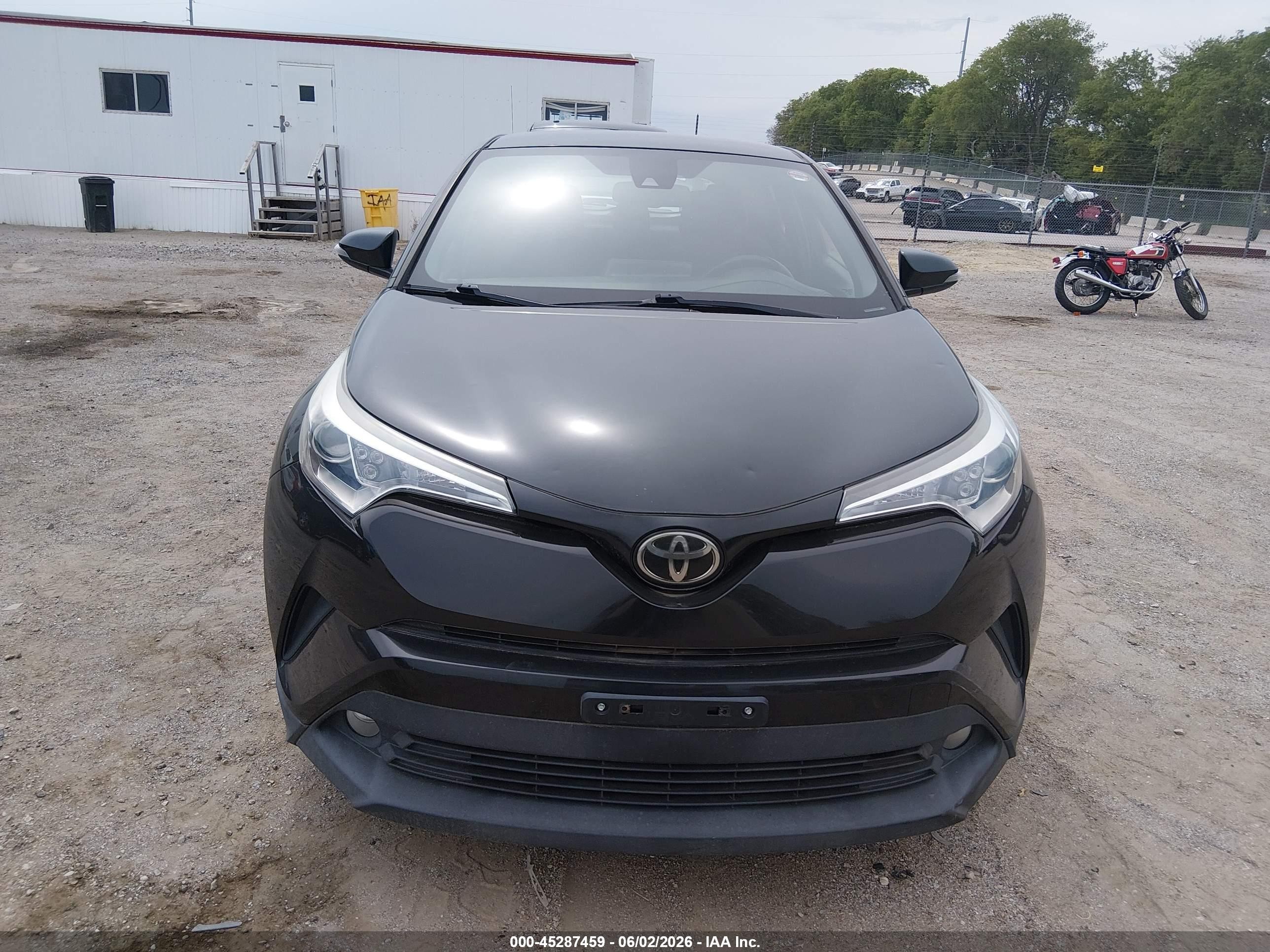 2018 Toyota C-hr Xle Premium Black vin: NMTKHMBX2JR011999