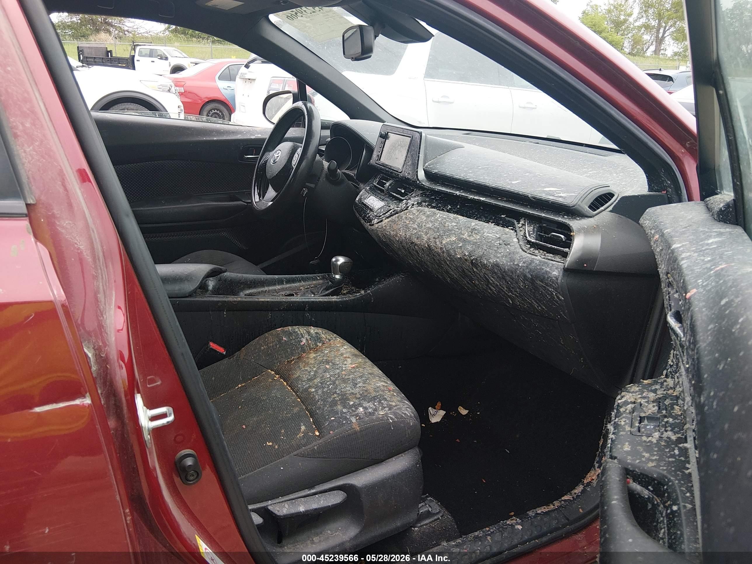 2018 Toyota C-hr Xle Premium Red vin: NMTKHMBX3JR024874