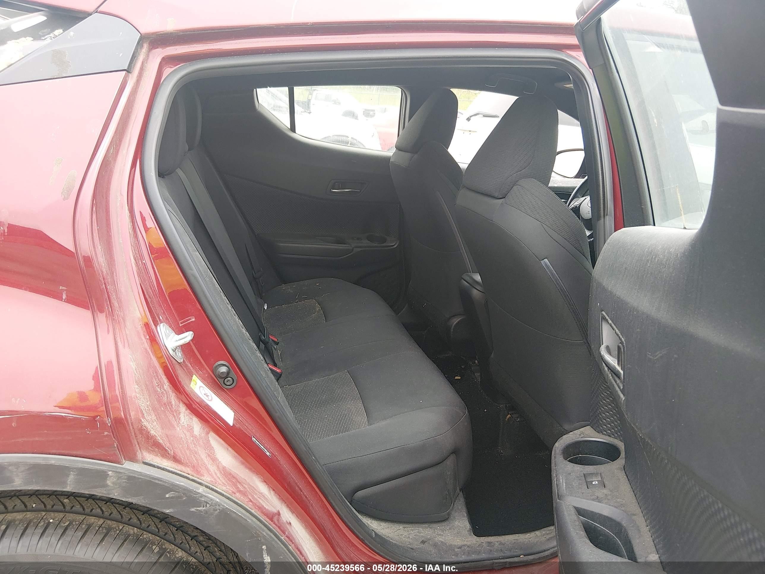 2018 Toyota C-hr Xle Premium Red vin: NMTKHMBX3JR024874