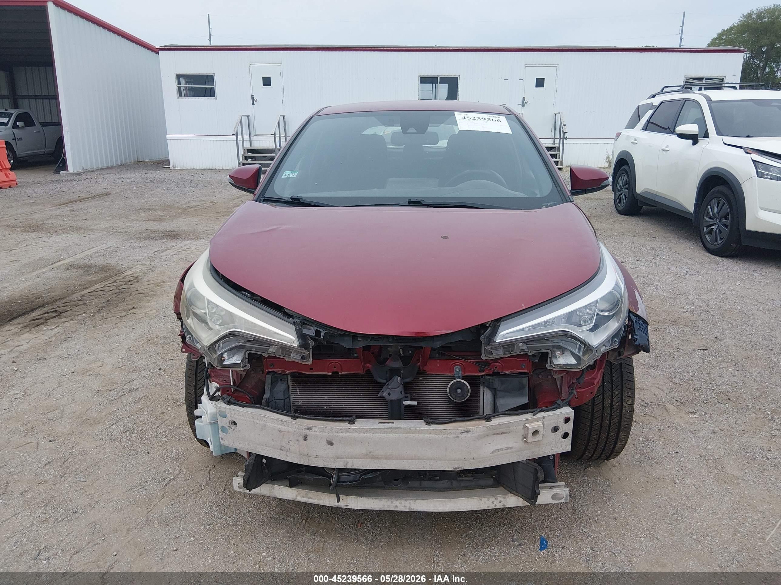 2018 Toyota C-hr Xle Premium Red vin: NMTKHMBX3JR024874